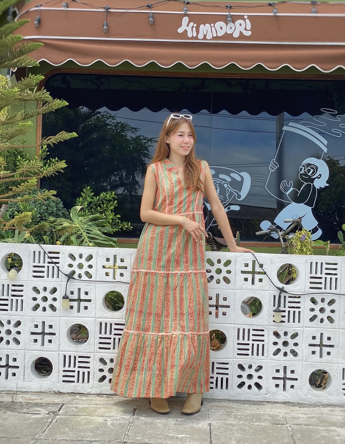 泰國名牌CHEVA - 粉綠色拼布印花背心連身裙