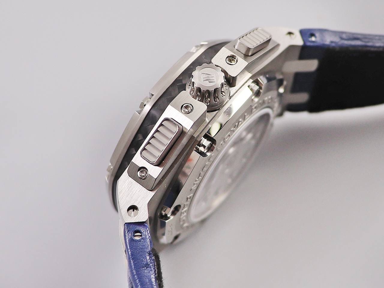 AP蒙托亚系列 精钢表壳 碳纤维圈口 搭载复刻原版爱彼CaL．2840全自动计时机芯 市面最强版本🔥