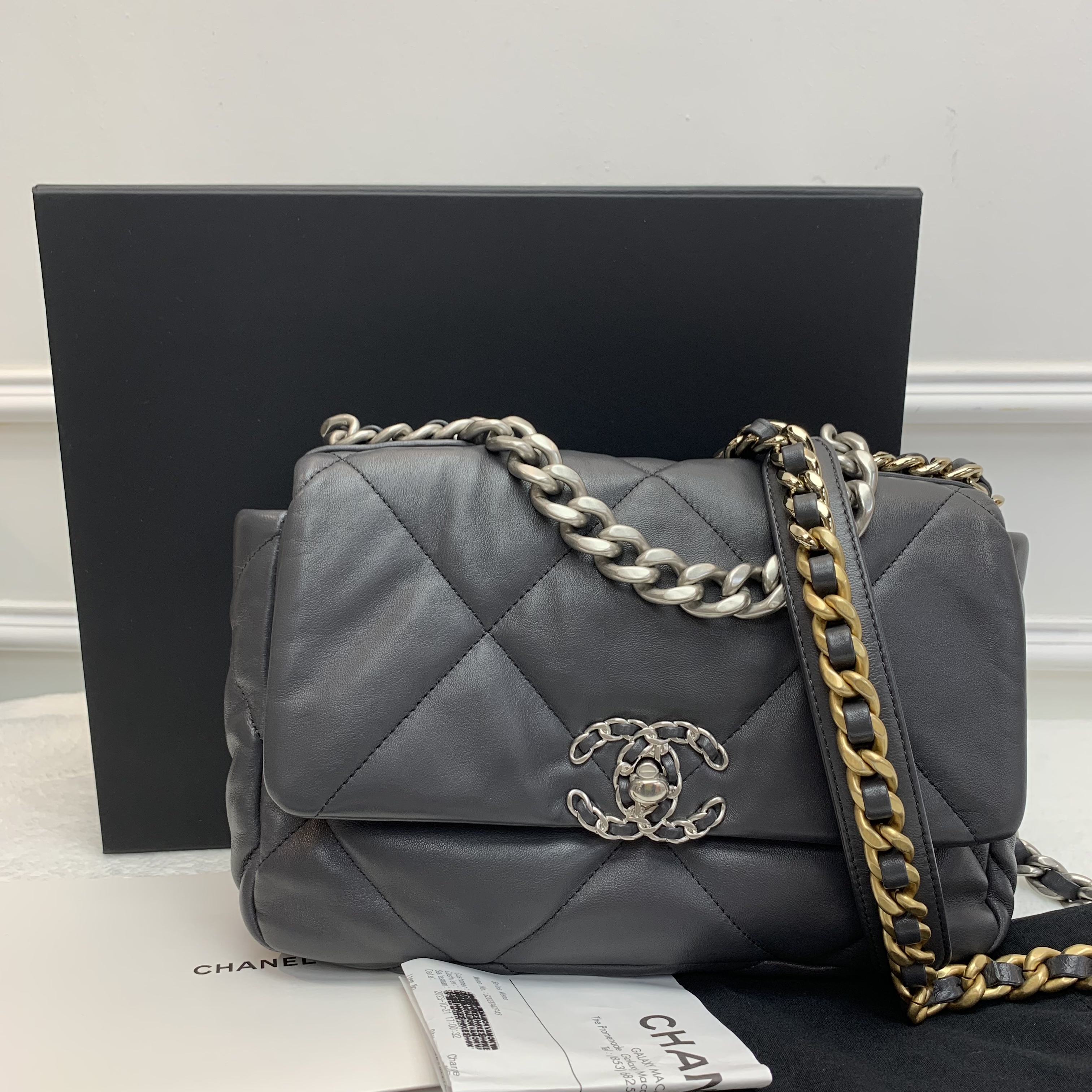 Full set Chanel 19bag 灰色配銀🩶