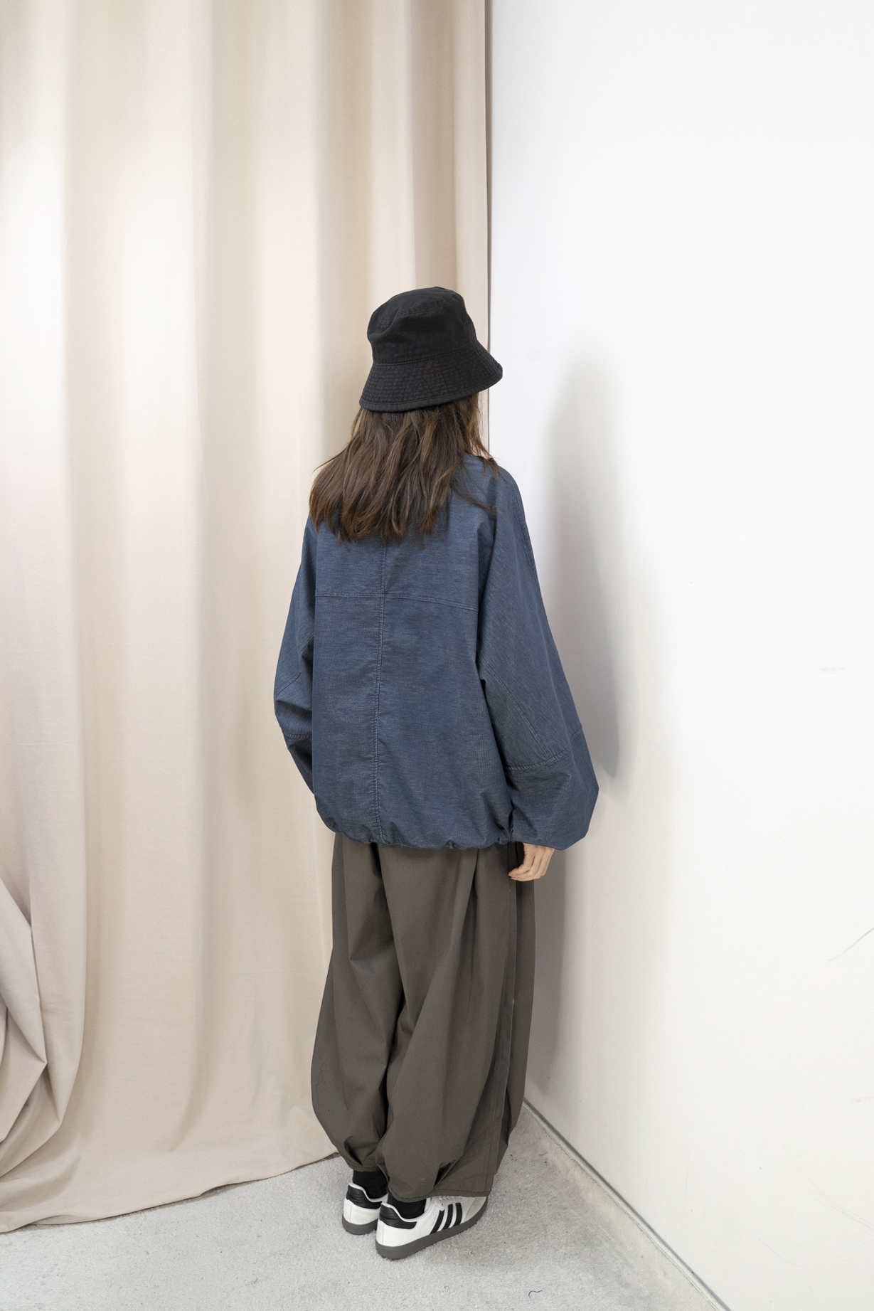 牛仔布感蝙蝠袖造型上衣