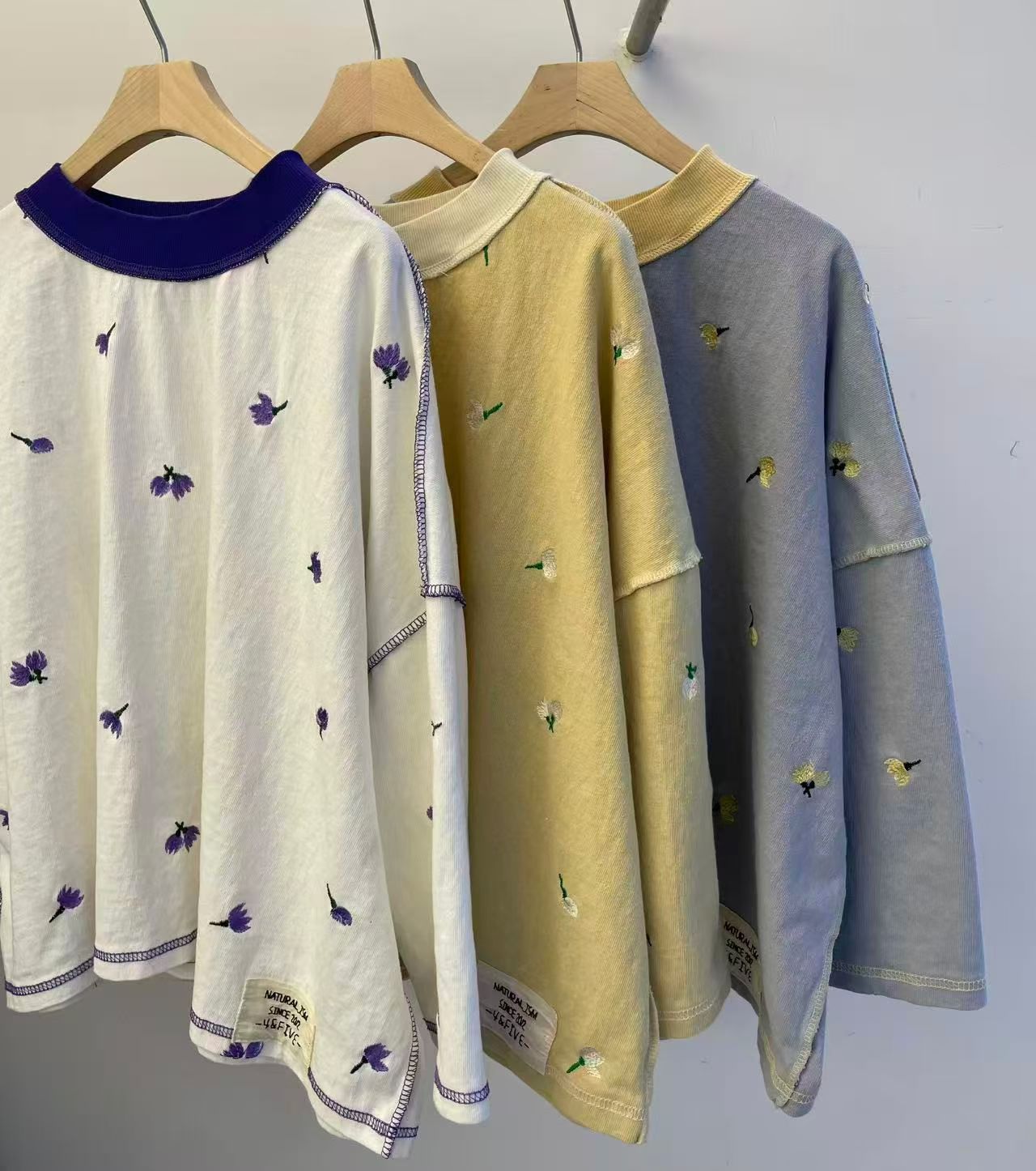 XNN OE 繡線花仔top