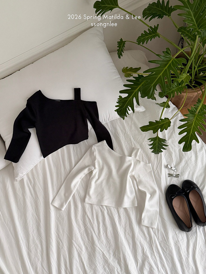 🇰🇷Matilda&Lee tee