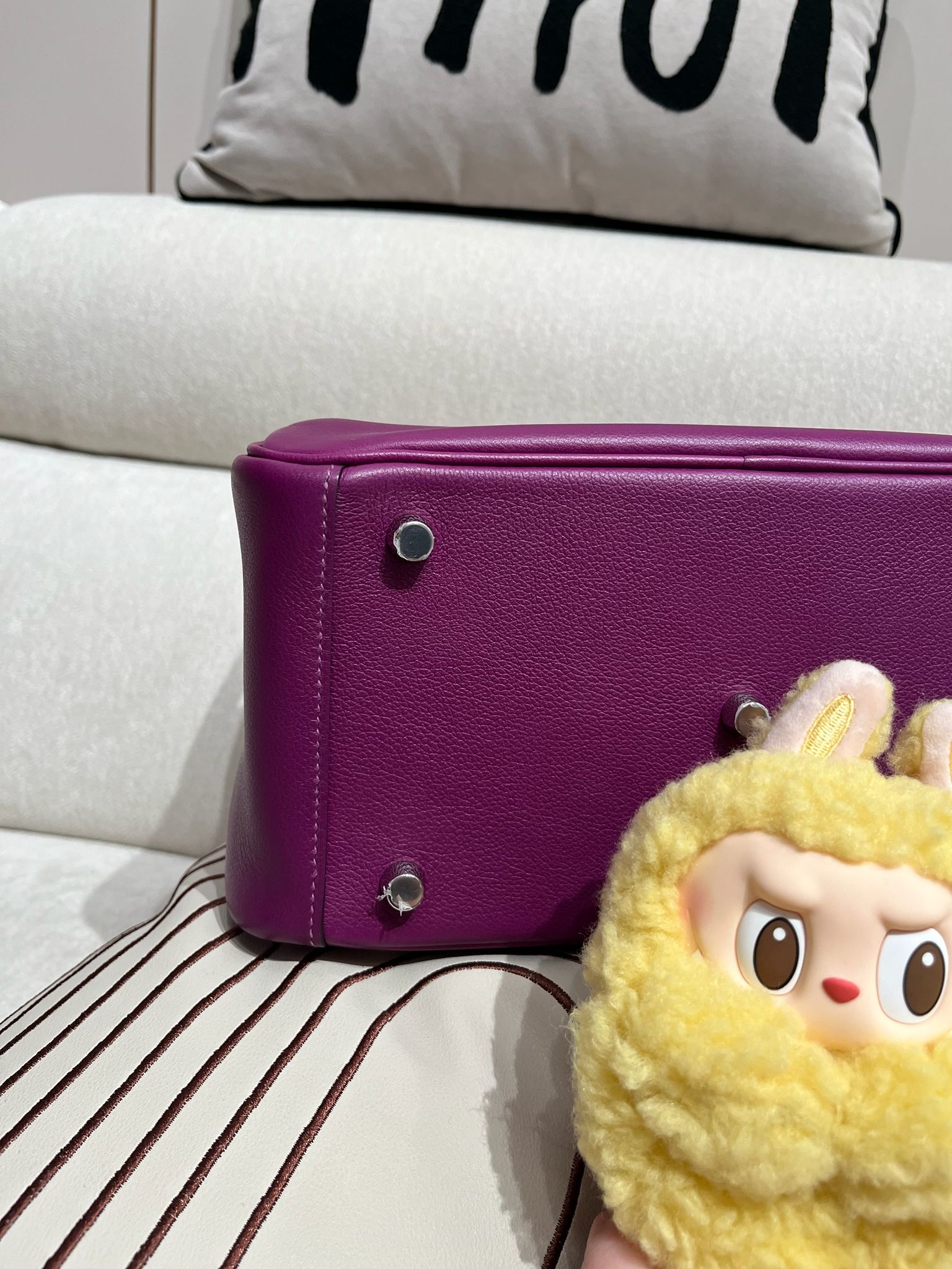 Hermes Lindy 26,P9,EC牛皮,STAMP Y 100%Authentic ,98%new ✅dust bag✅BOX 