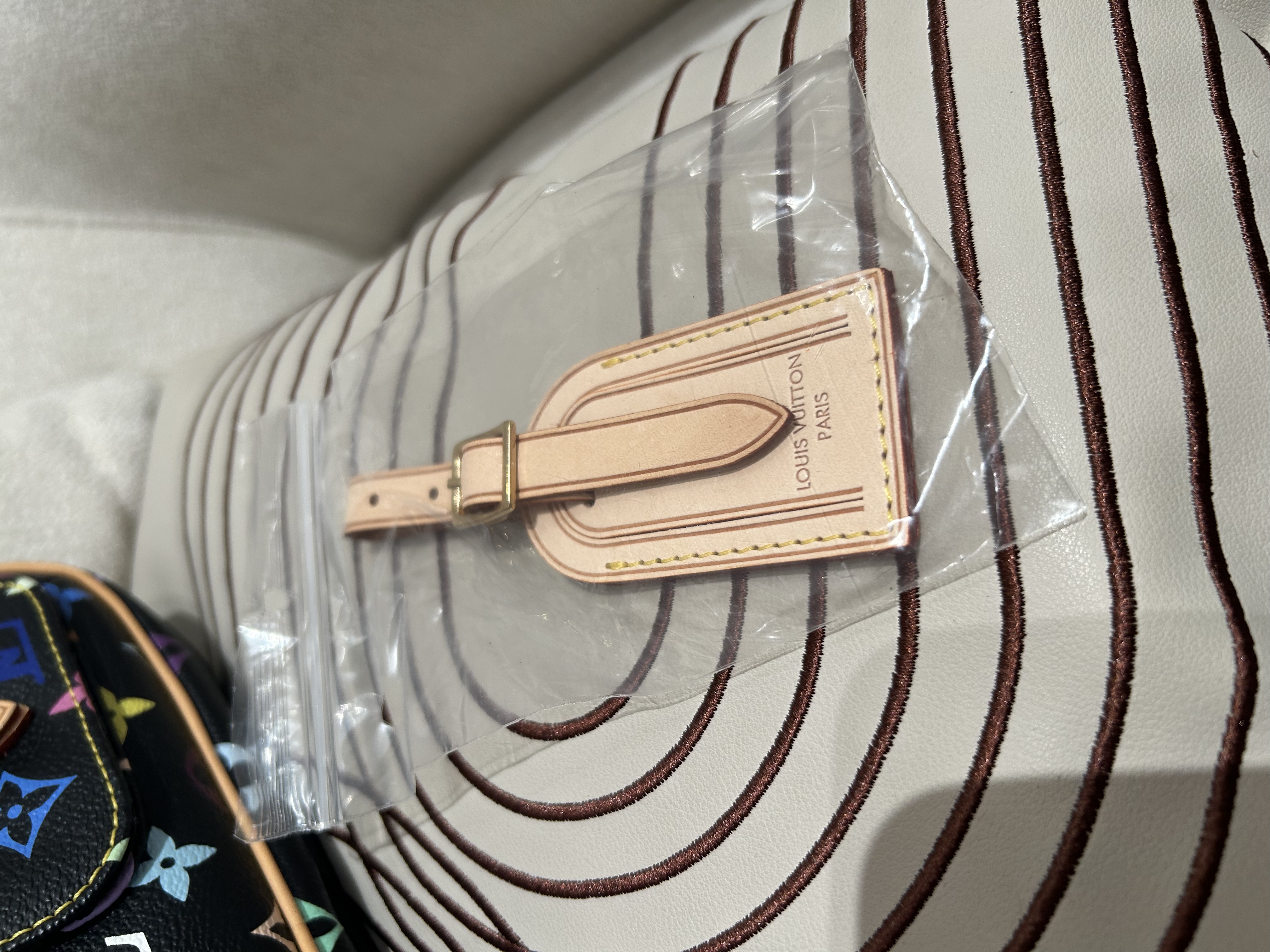 Lv Lodge PM 村上隆Shoulder Bag M40054 限量版珍藏,100%Authentic , 未使用品 ✅Dust bag ✅box  