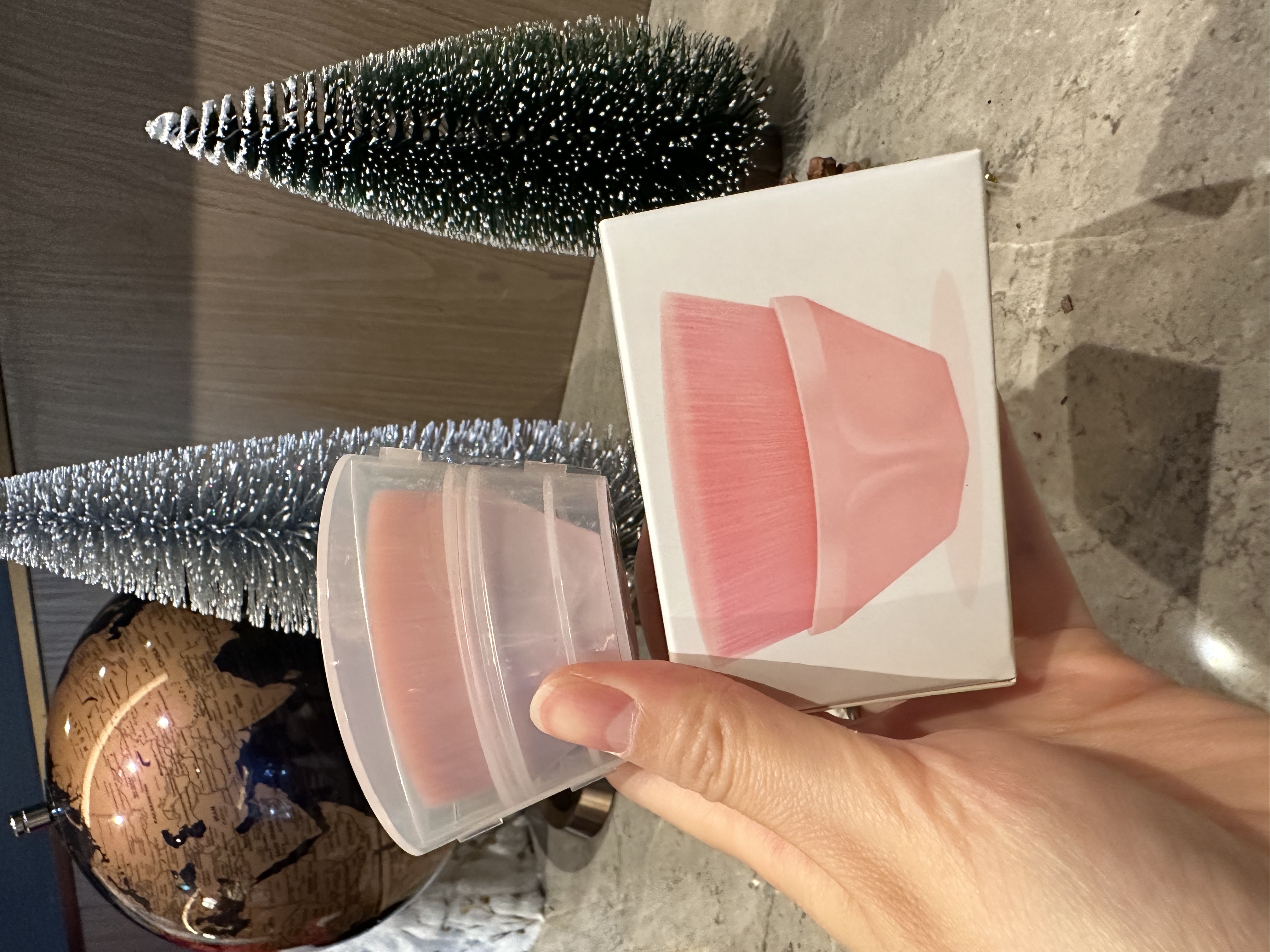 日本ORORA粉底液掃