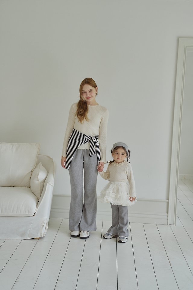Momoann | Conity T( With Mom)