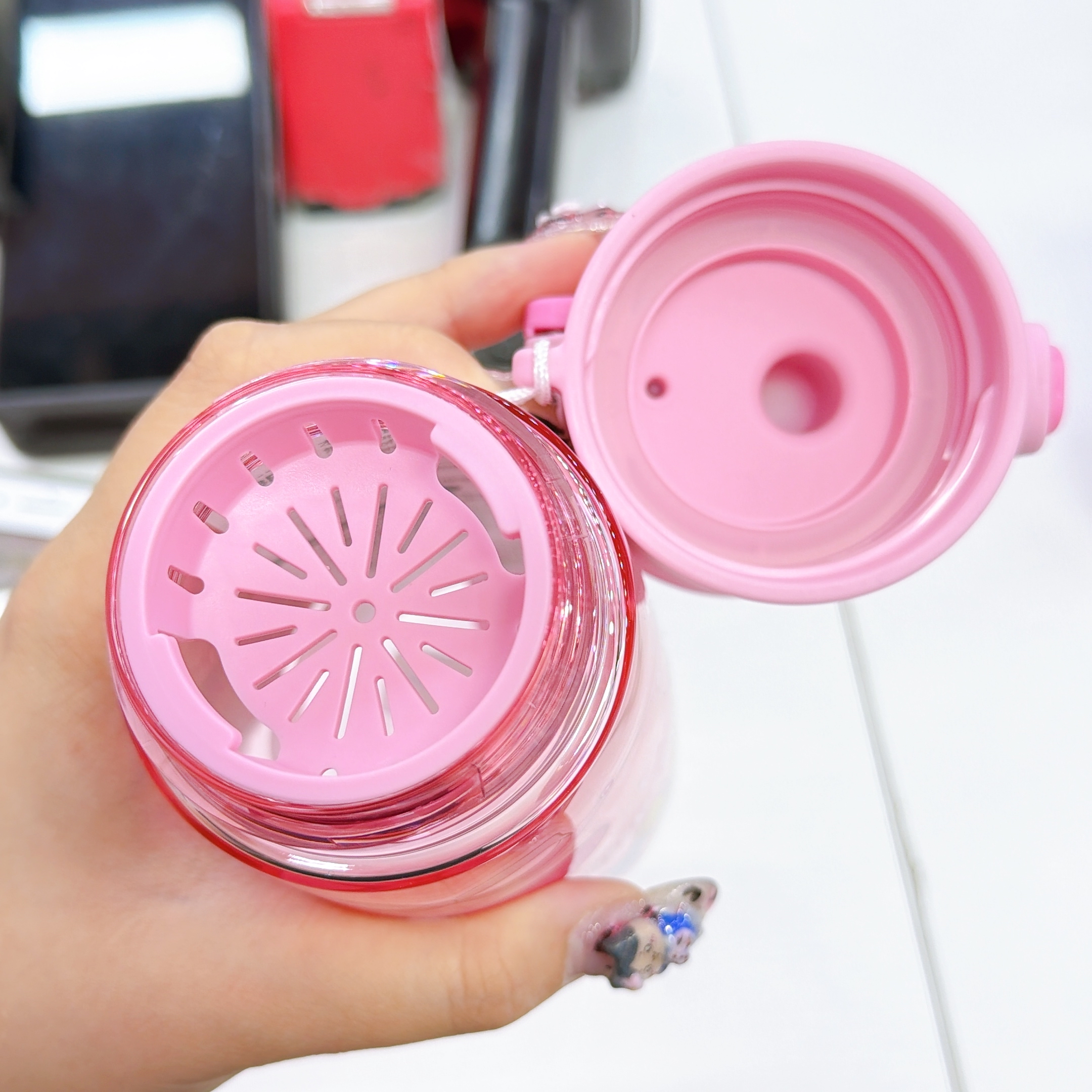 原裝行貨Sanrio Kuromi Melody新款470毫升水樽連抽繩/耐熱90度/ Bpa Bps free 