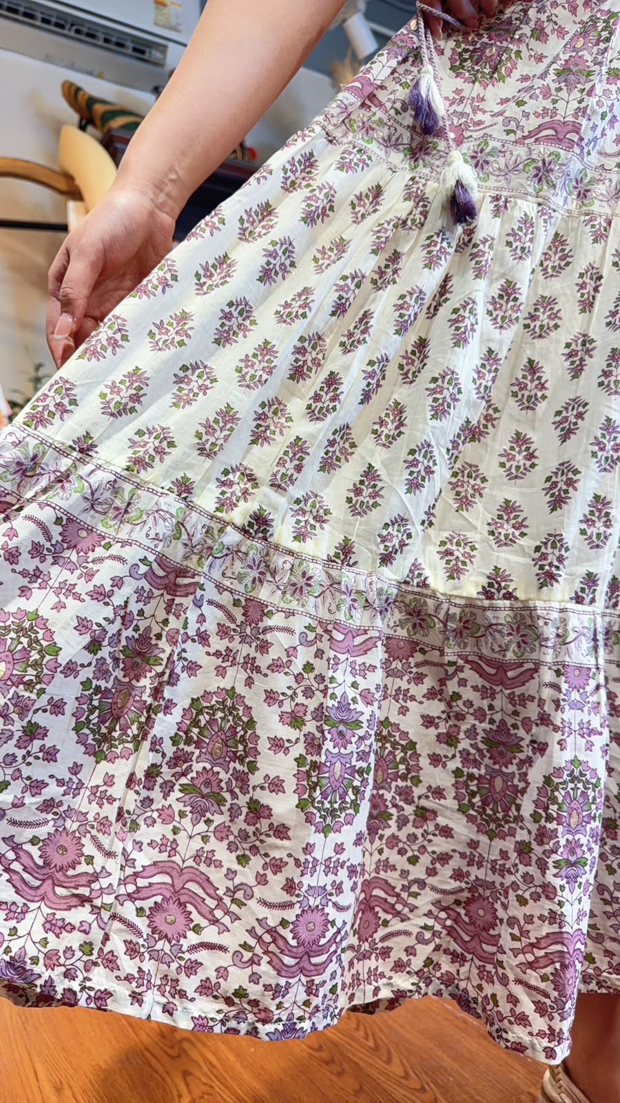 3310 Lavender Beige Floral 4-Rope OP 48"