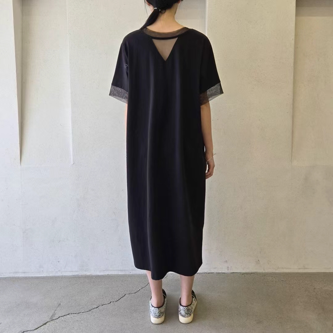 V-Neck Loose Midi Dress with Sheer Lace Cuff Sleeves ‖ V领拼接蕾丝袖宽松中长款连衣裙 KR029672
