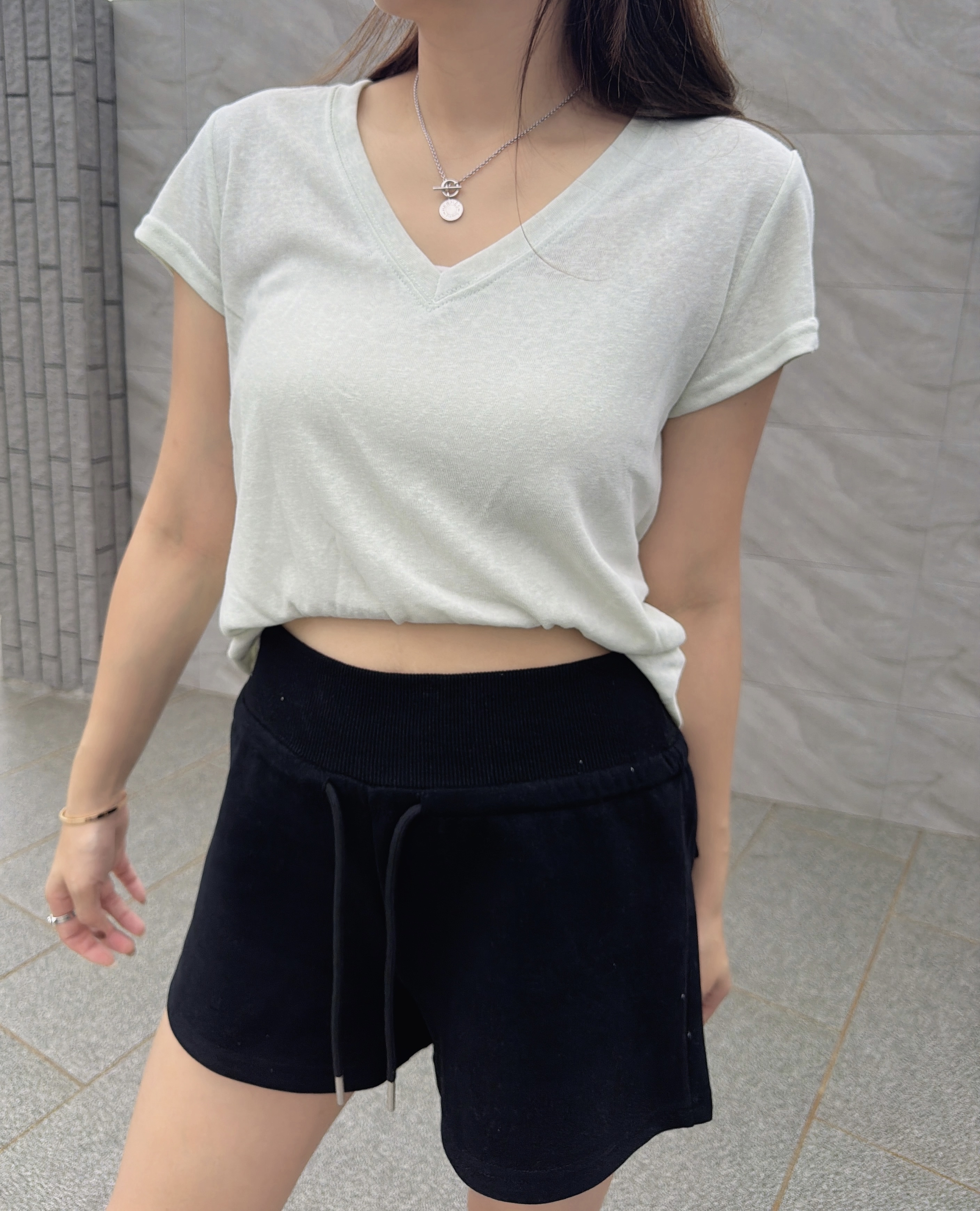 V領素色Tee(5色）