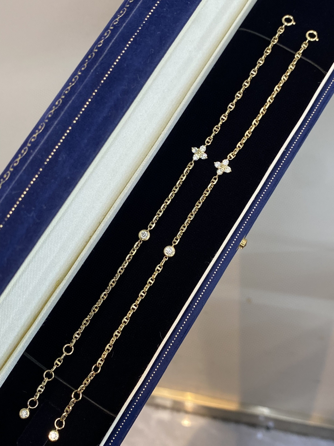 18K Diamond Bracelet 