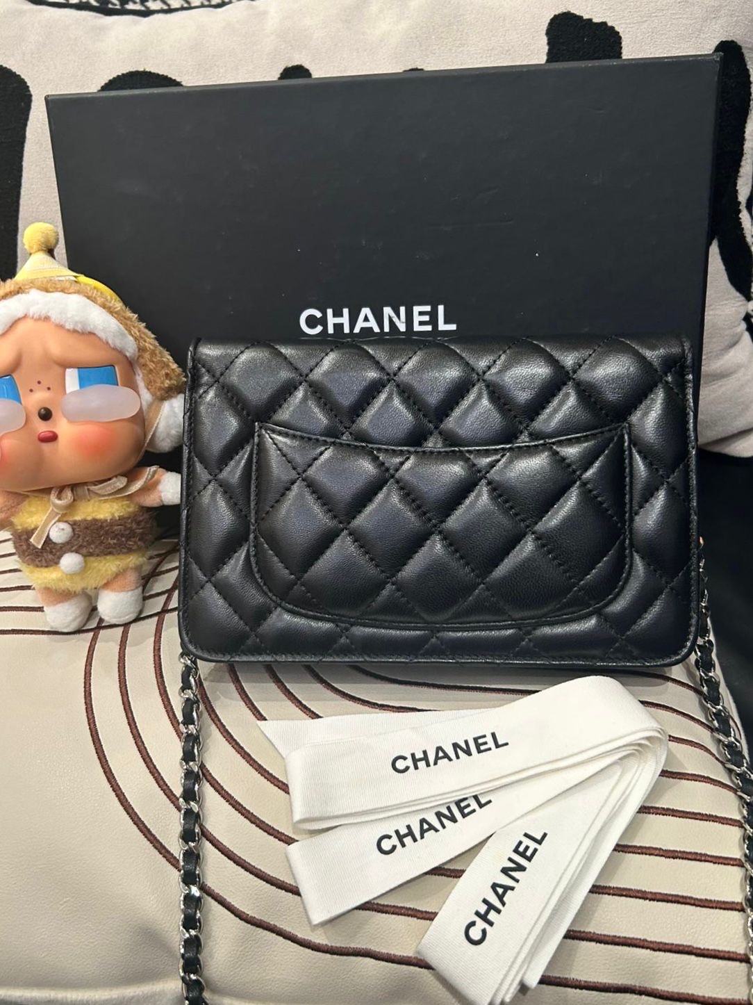 Chanel Wallet On Chain 黑色羊皮銀扣 woc 100%Authentic, 98%New ✅Card✅Dust bag✅Box