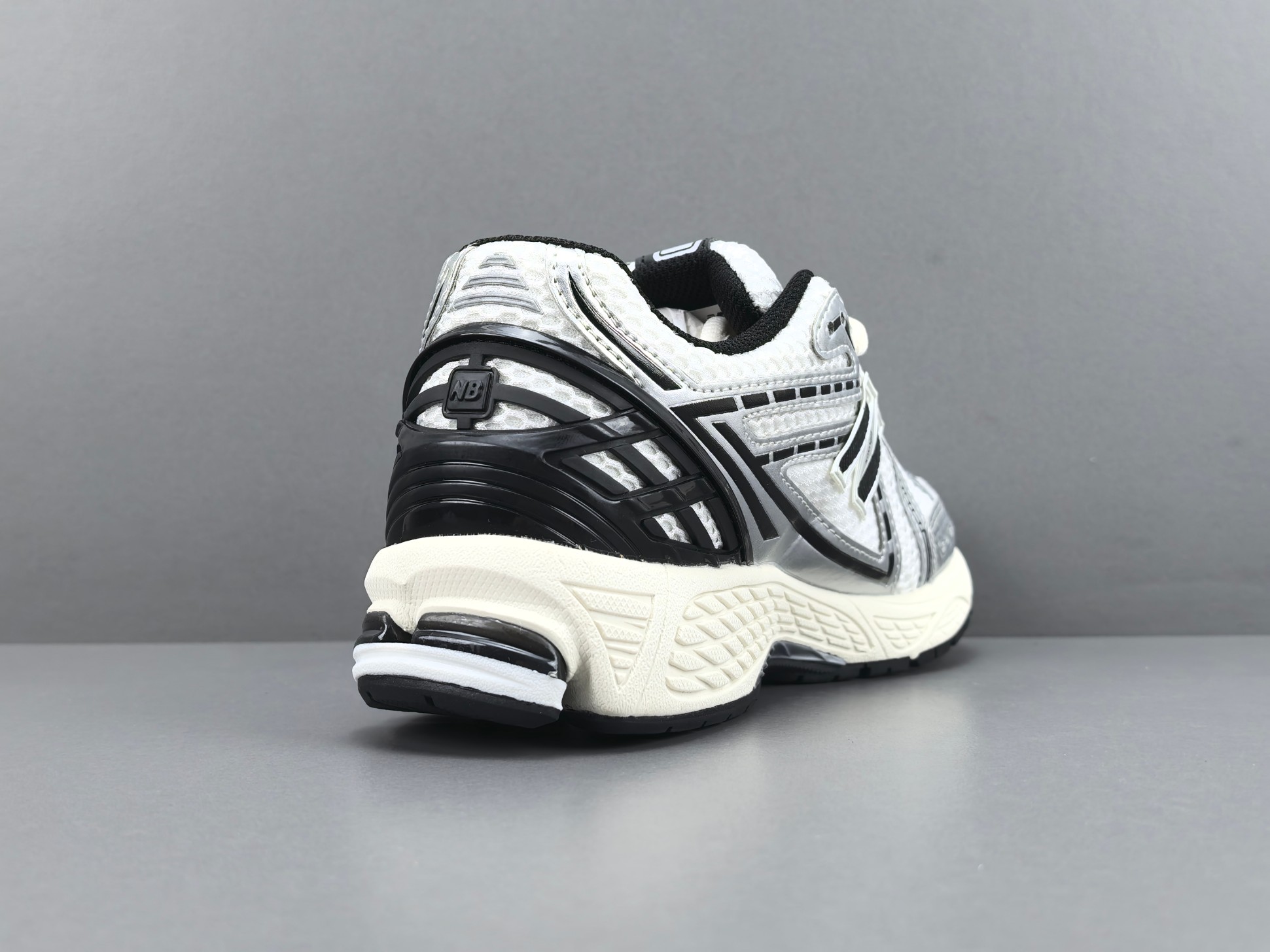 New Balance 1906R U1906RER