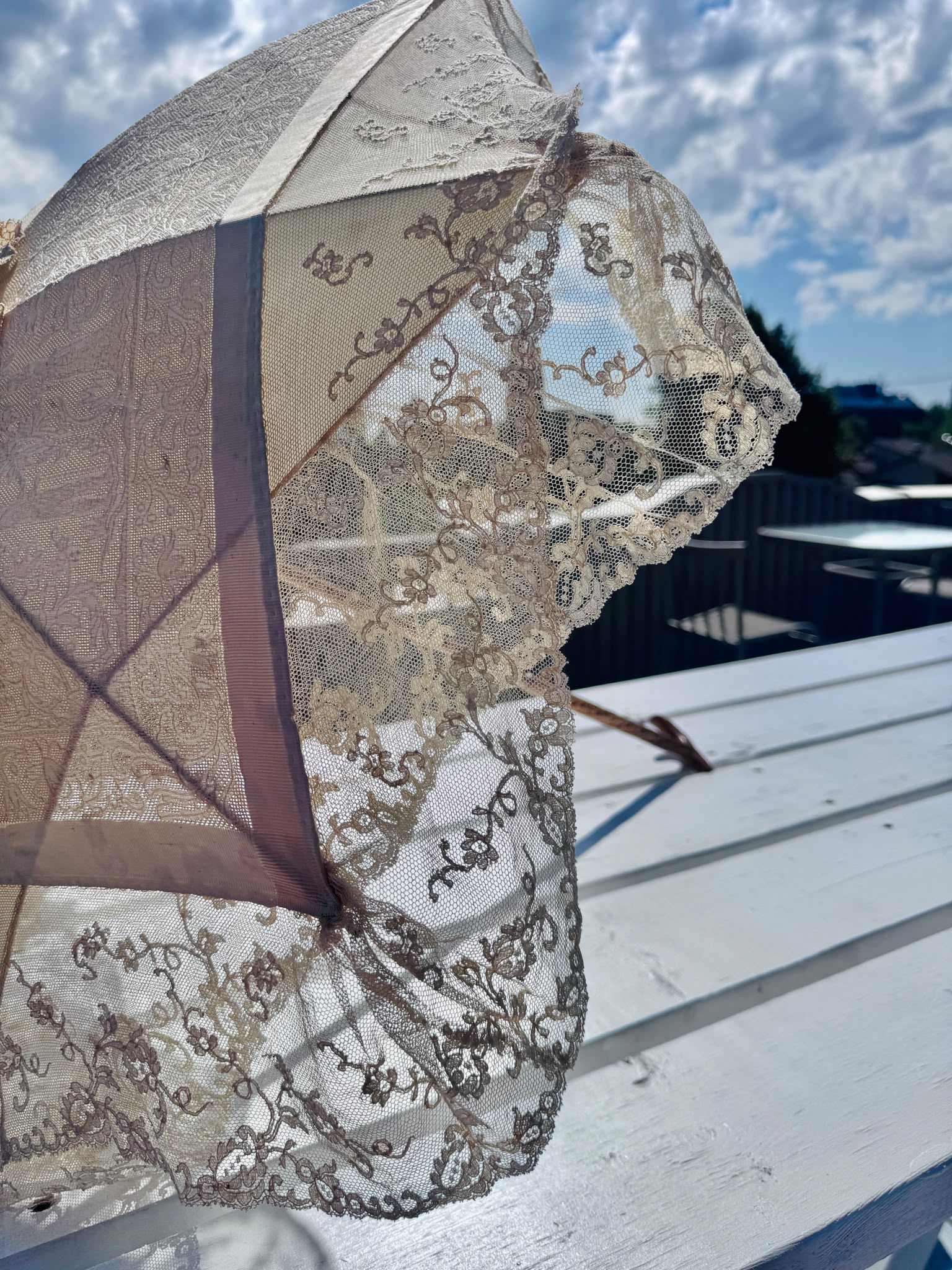 Antique Late Victorian/ Edwardian Lace Parasol with Carved Wooden Handle, c. 1890–1915 (MT2617)