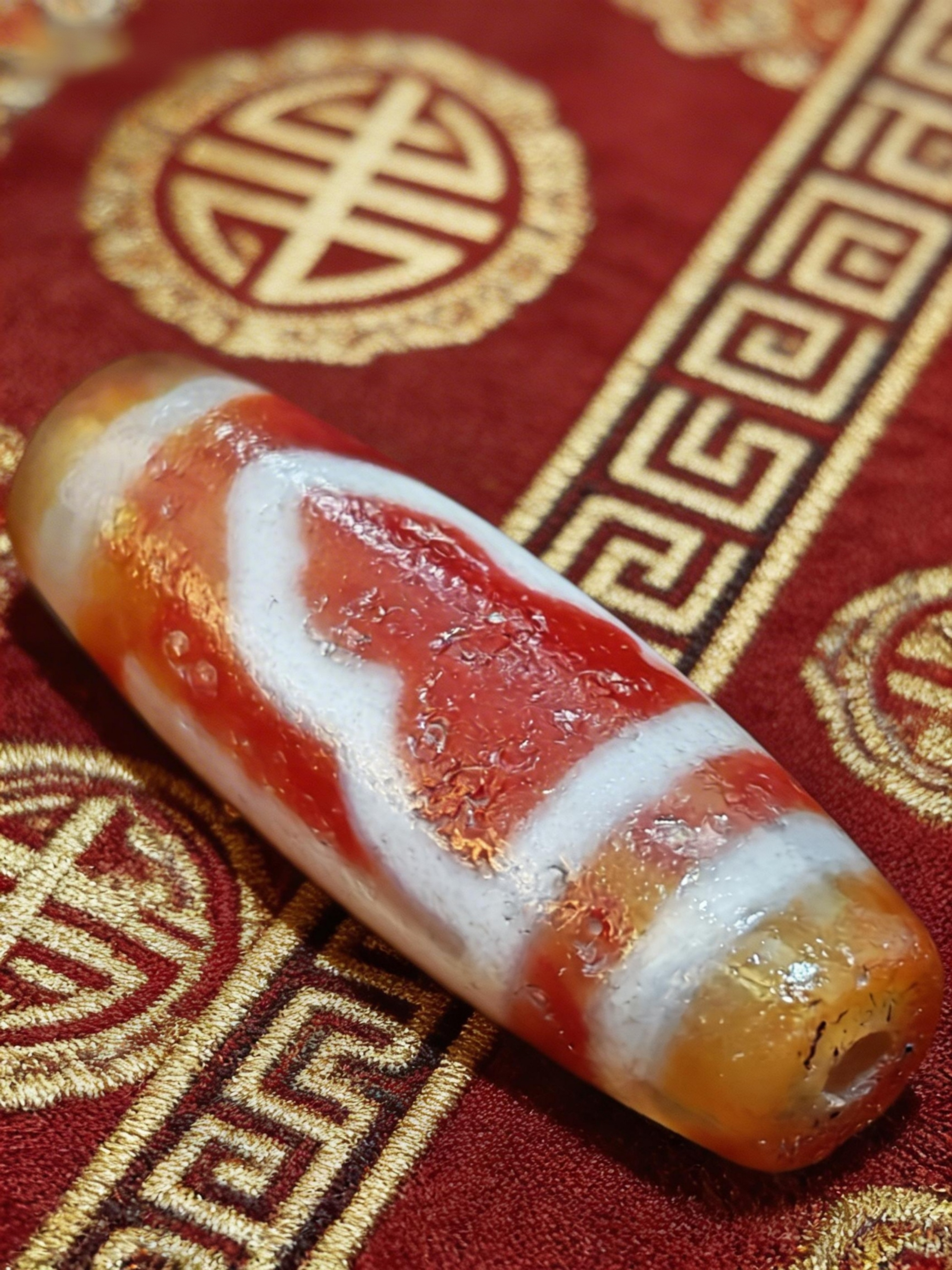 「紅肉一眼靠山天珠」26036