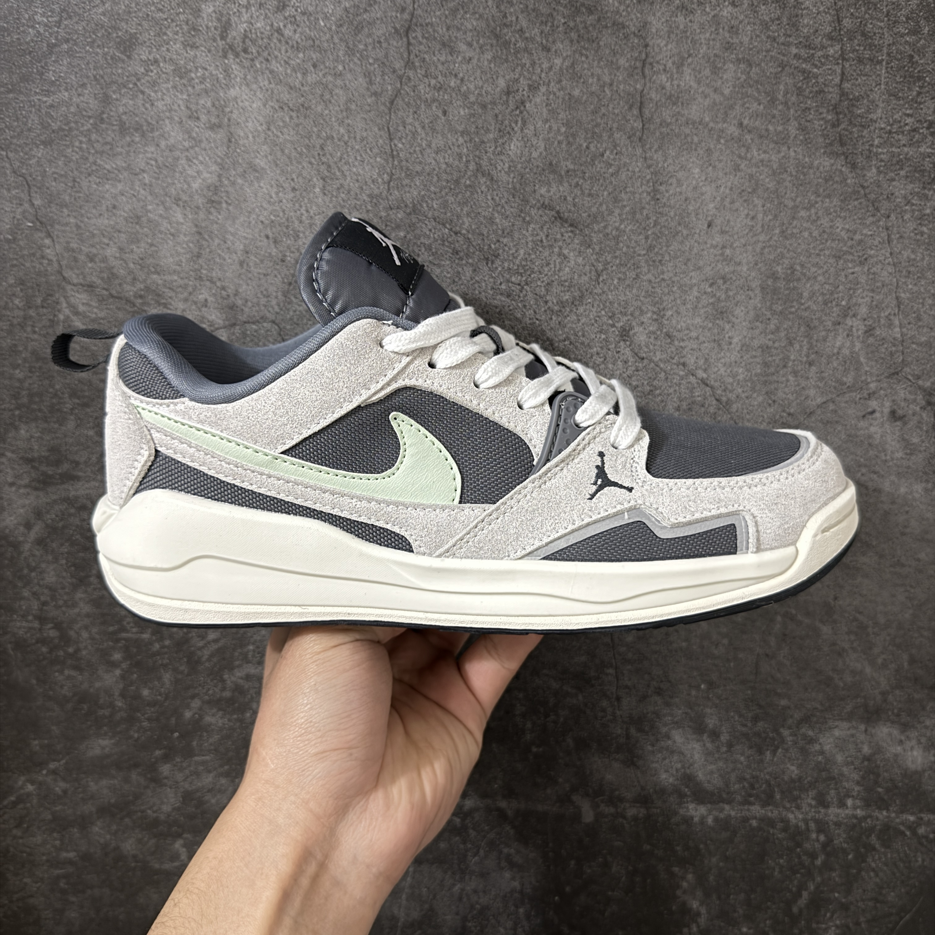 Nike Jordan CMFT Era HQ0506-003