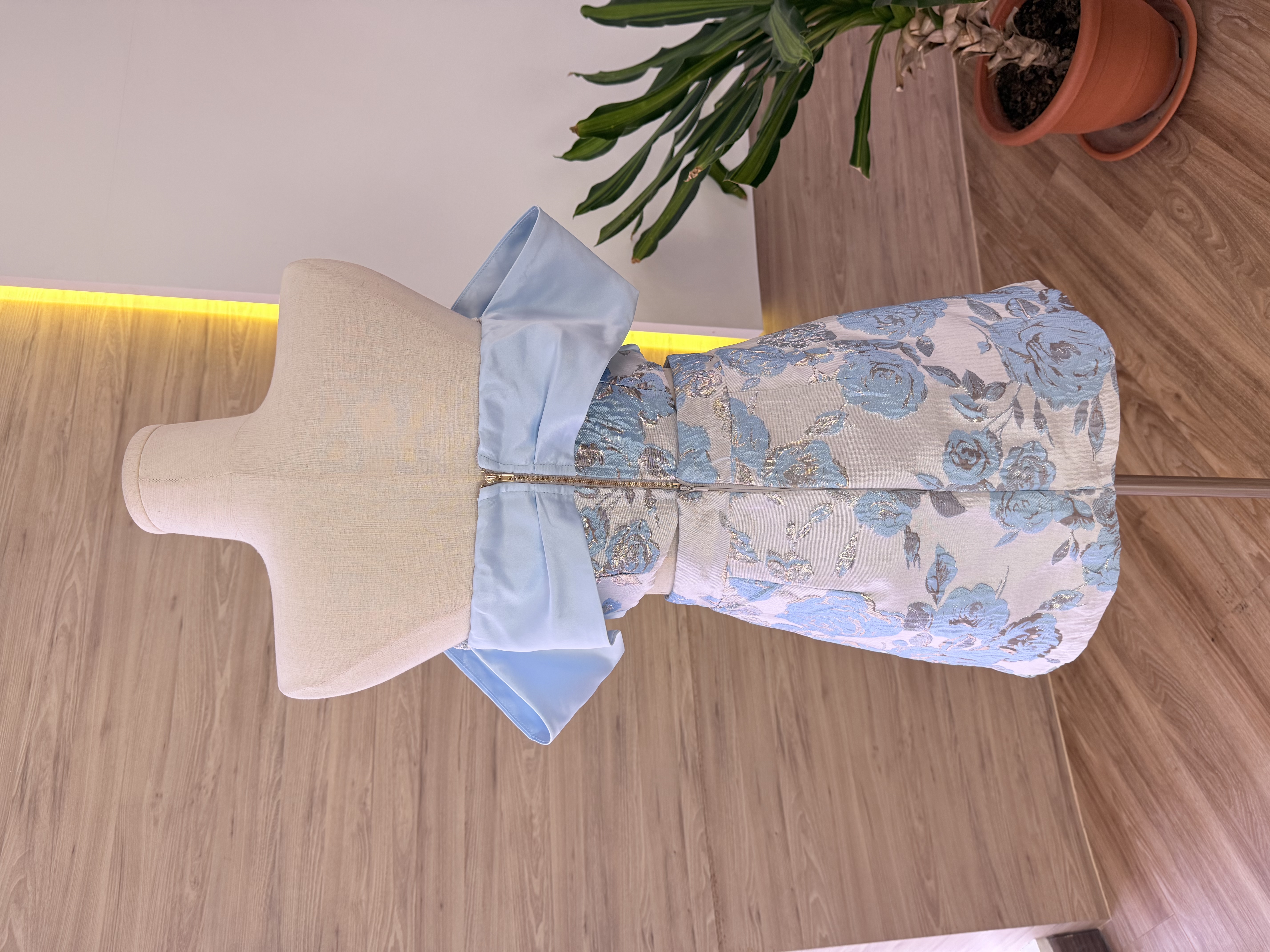 Charmaine Oriental Set Wear