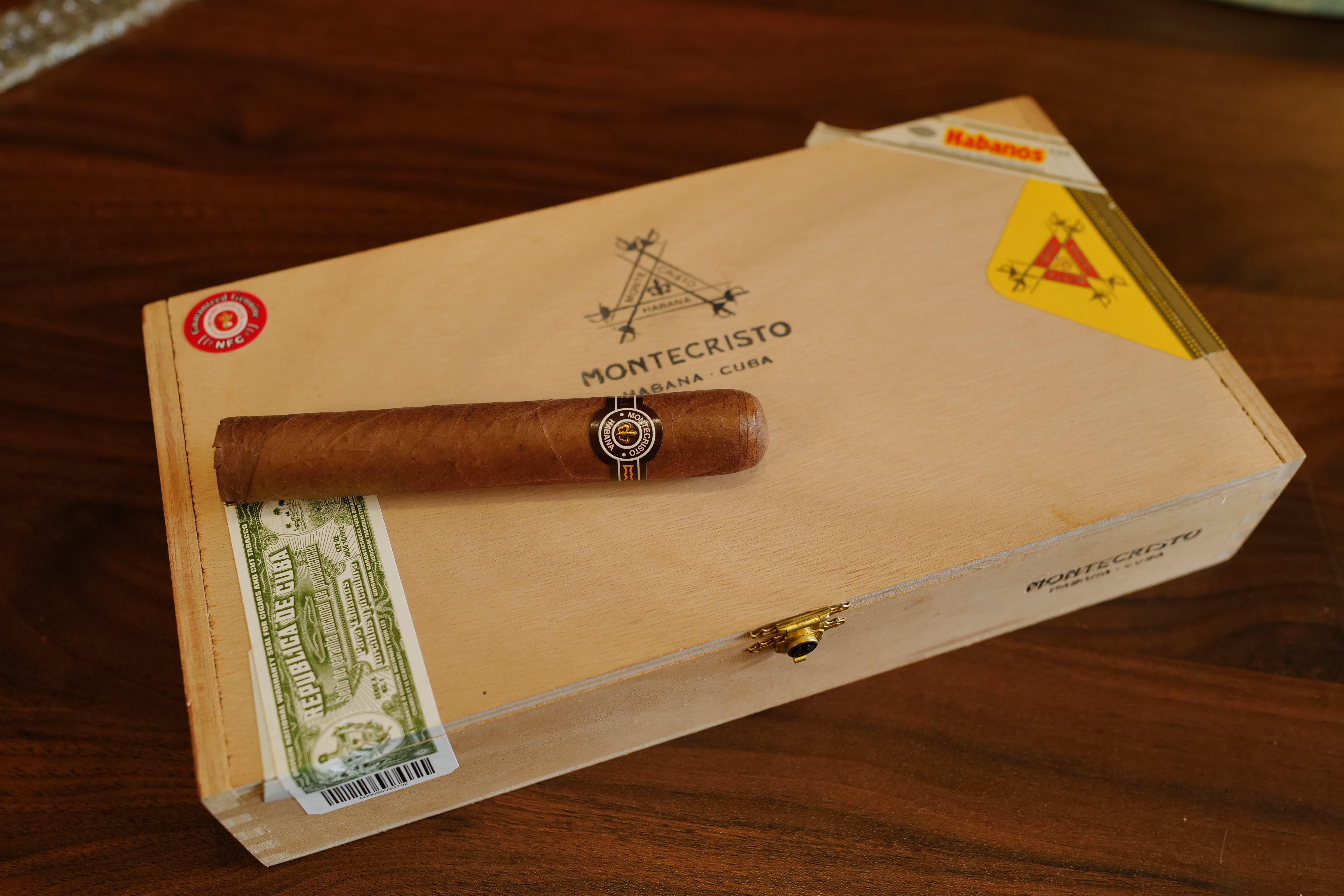 Montecristo Edmundo (蒙特 艾蒙多) 