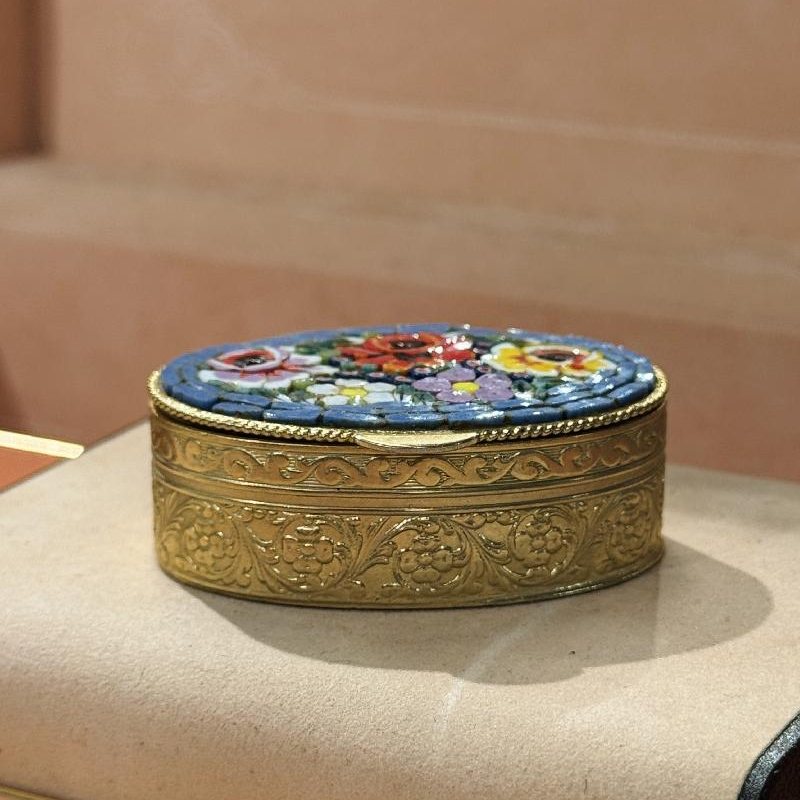 Vintage Italian Glass Mosaic PillBox / Trinket Box (C046)