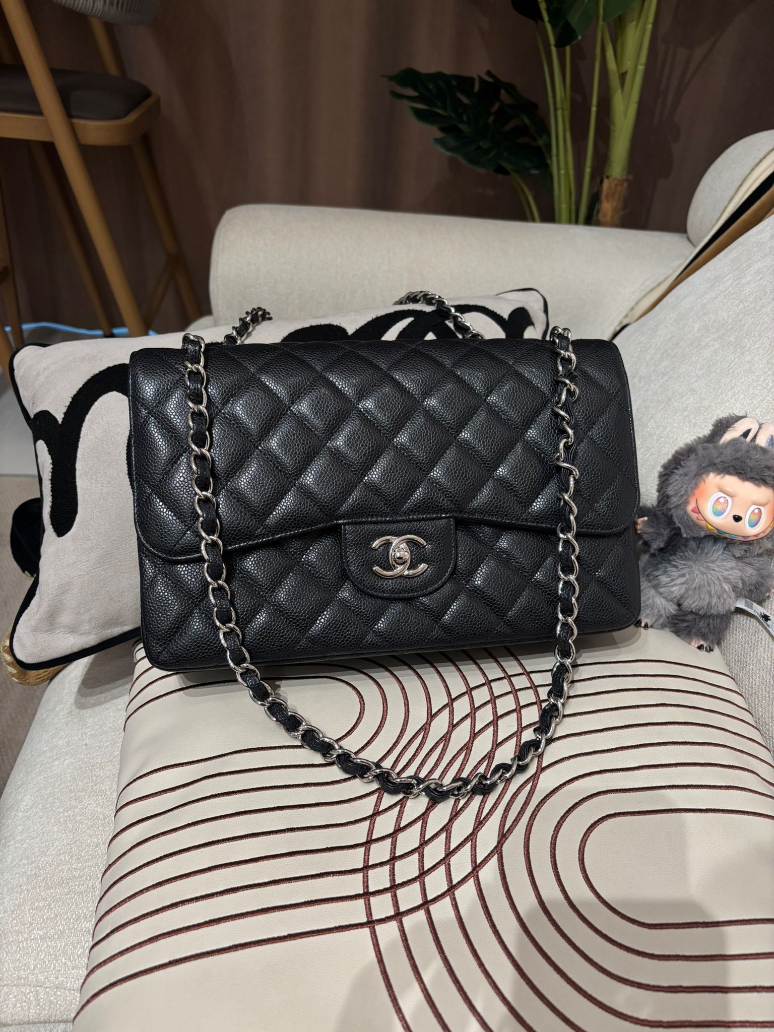 Chanel classic flap 30cm,jumbo,A58600 cf30 100%Authentic ,98%new ✅16card ✅塵袋✅box