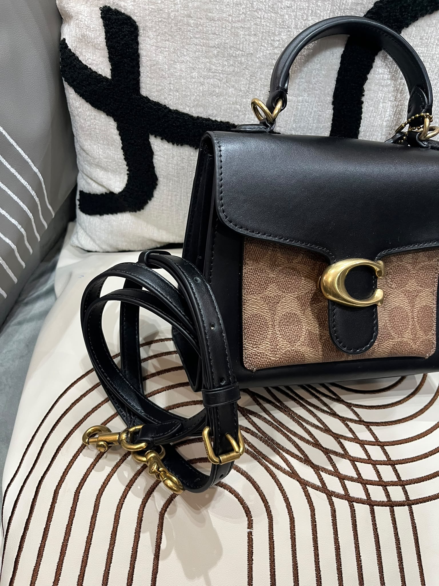 COACH tabby Black Calfskin, 2 way bag 黑色小牛皮 100%Authentic, 95%New ✅Dust bag