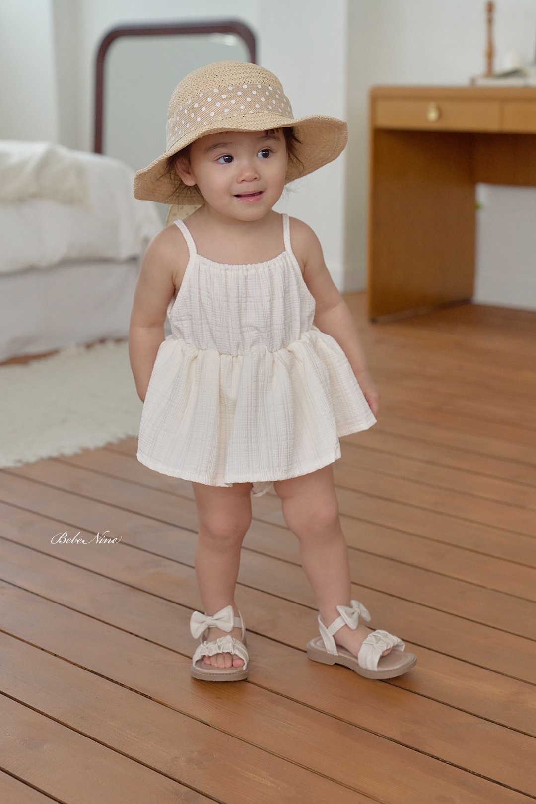 ☀️預訂 韓國直送☀️🇰🇷Bebenine三色格紋提花吊帶包屁裙