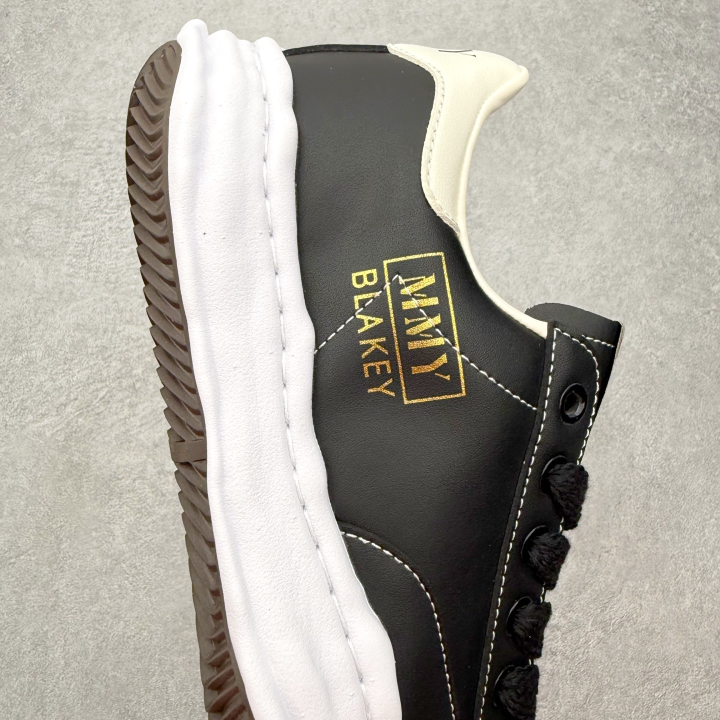 Maison Mihara Yasuhiro MMY "BLAKEY" OG Sole Low-top Sneaker
