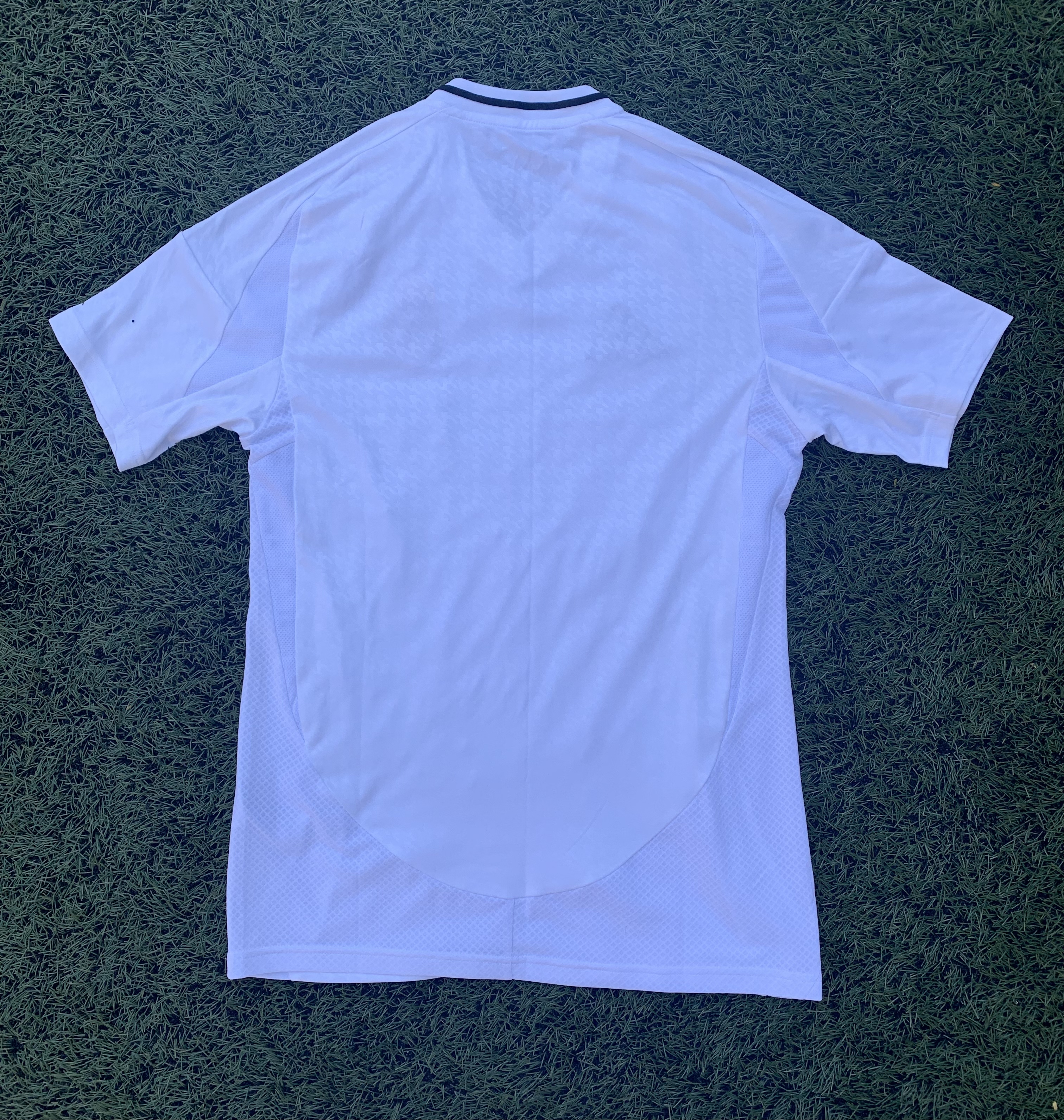 二手 90%新 2024-25 皇馬 皇家馬德里 主場 球迷版 短袖