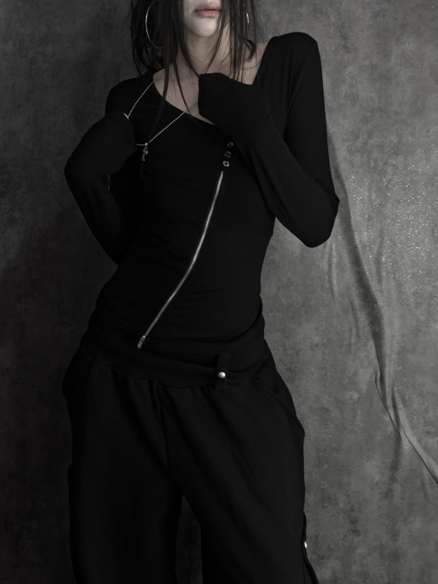 Asymmetric Zip Fitted Top