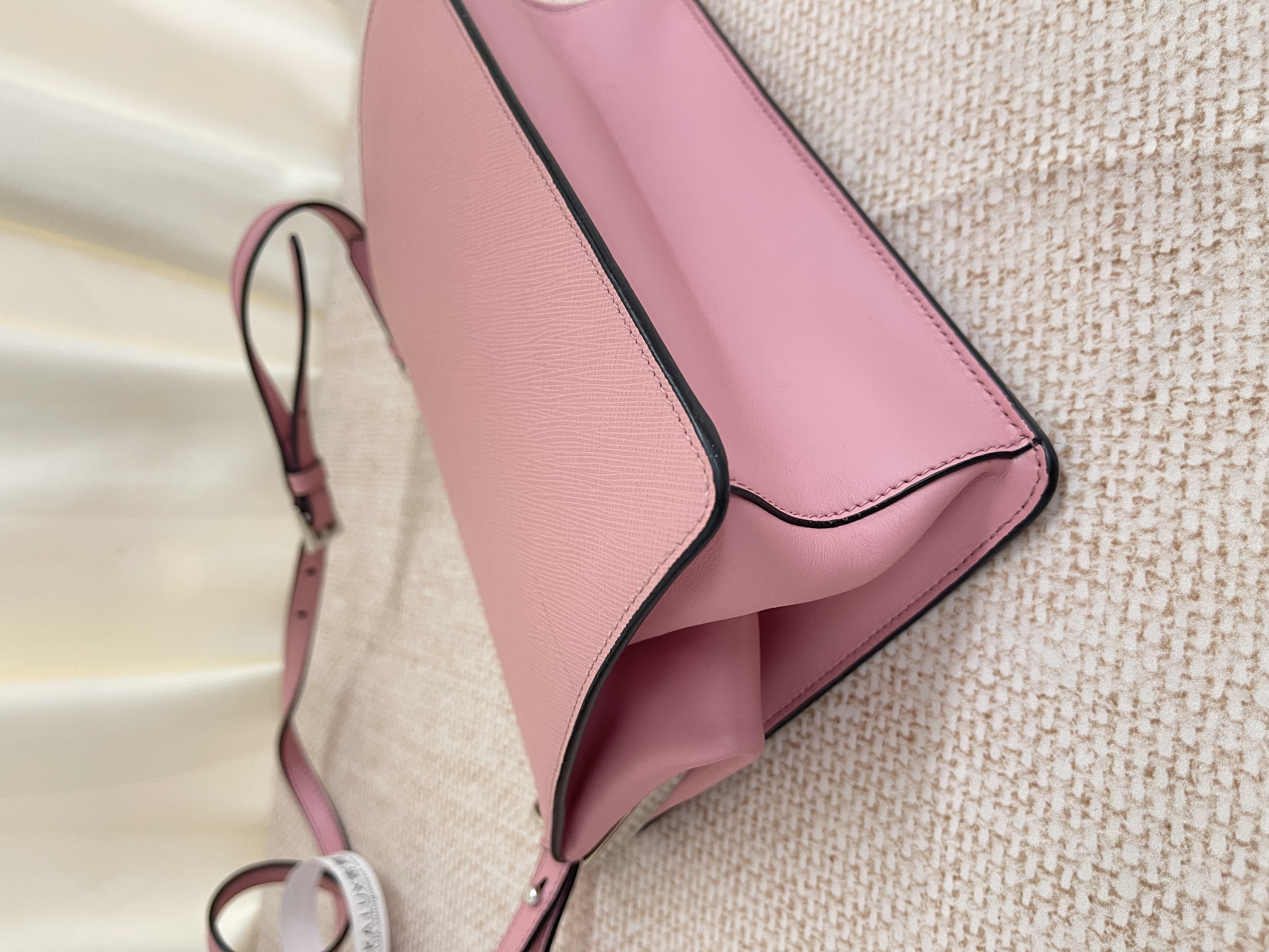 Pre-owned Prada Saffiano City Calf Light Frame Bag/ Product Code: 26041907