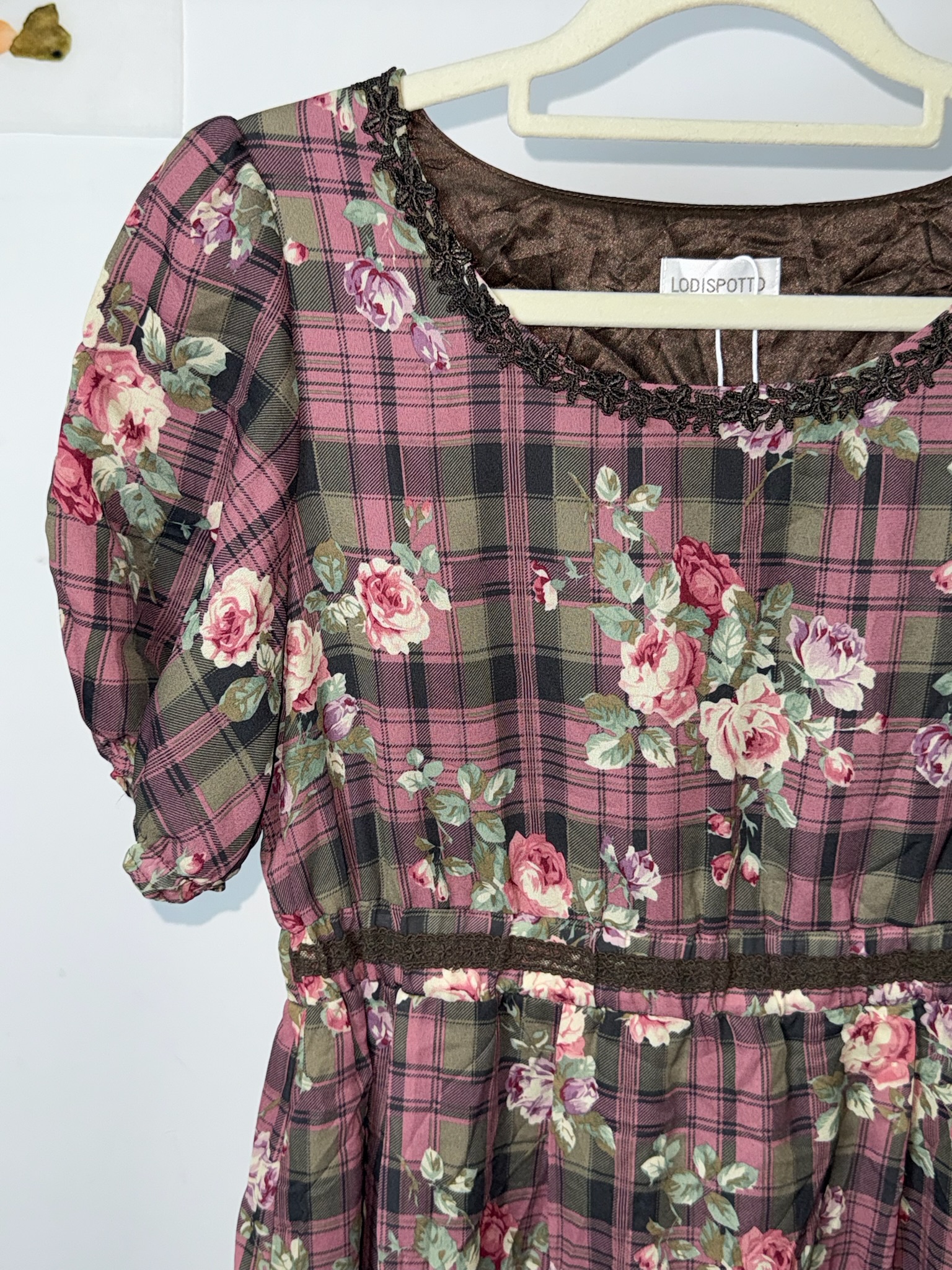 Vintage Tartan Plaid & Rose Print Puff Sleeve Dress