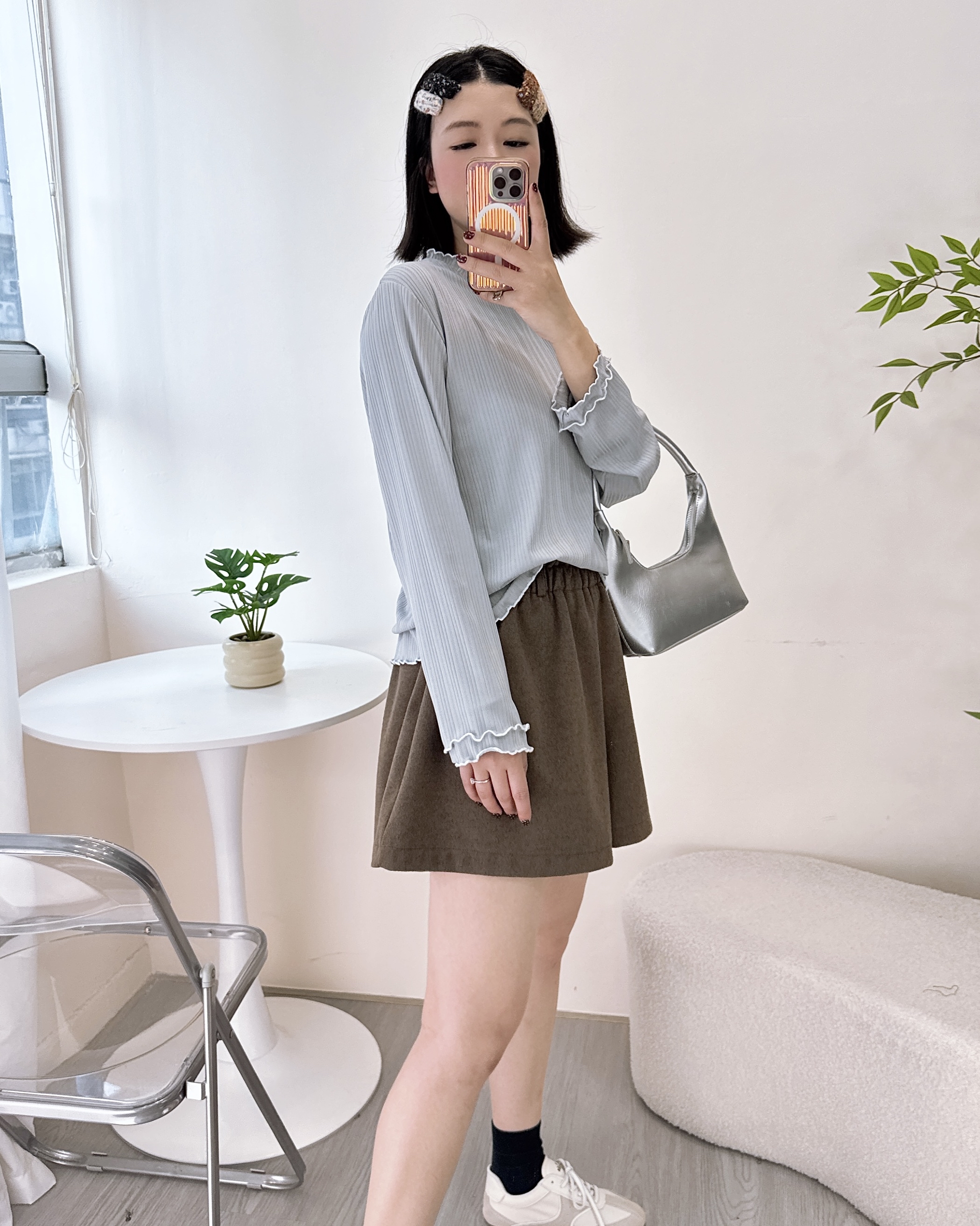 親膚直紋荷葉邊上衣 2色