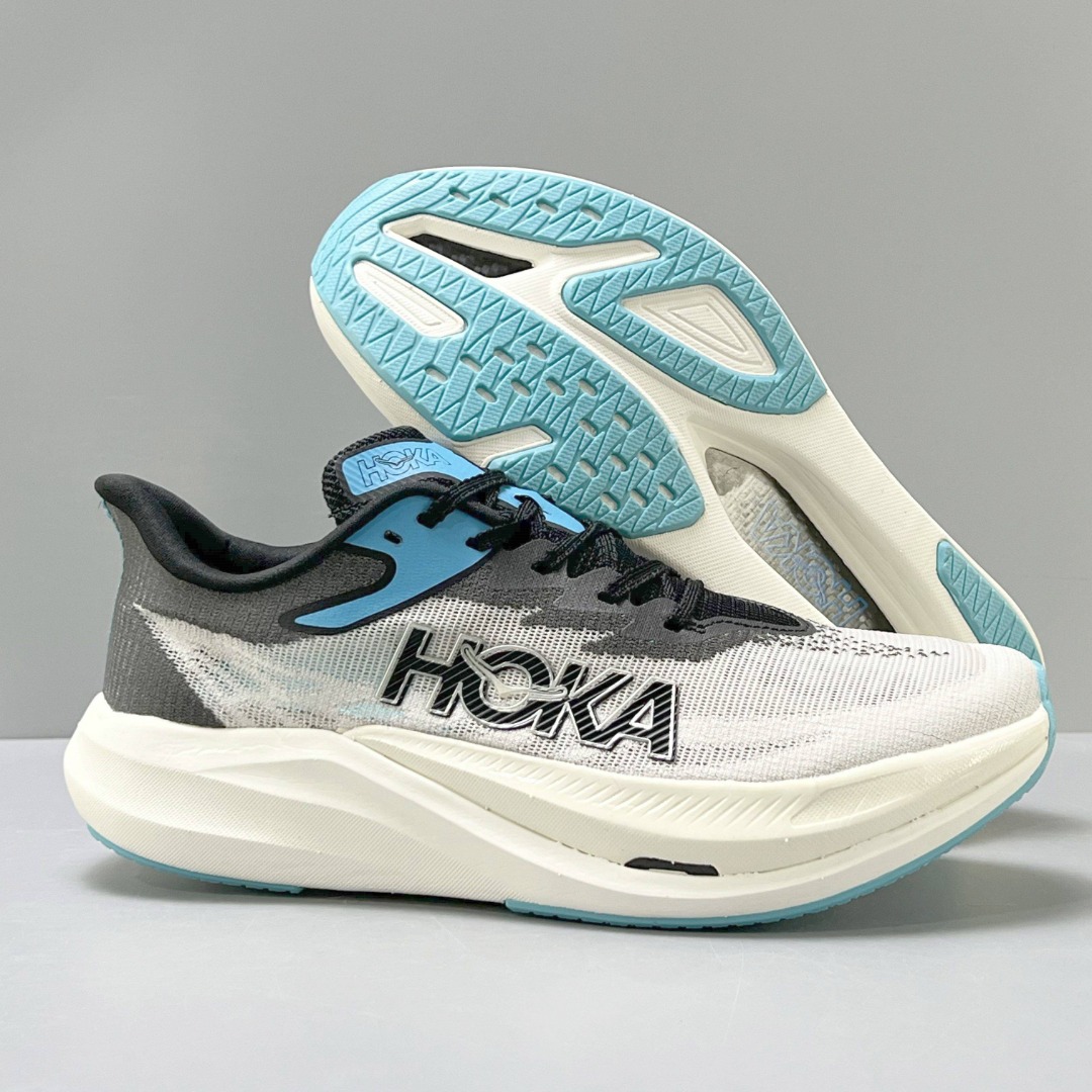HOKA Rocket X 3