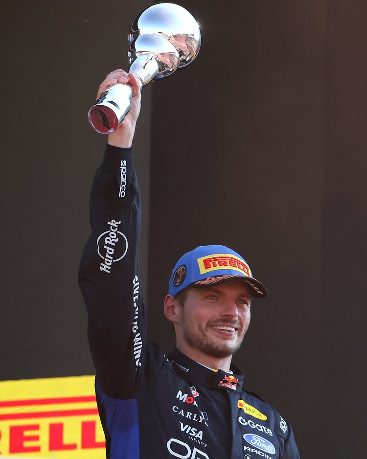 F1 Pirelli倍耐力 2026 意大利蒙札站特別版 P1冠軍帽 PIRPC0118