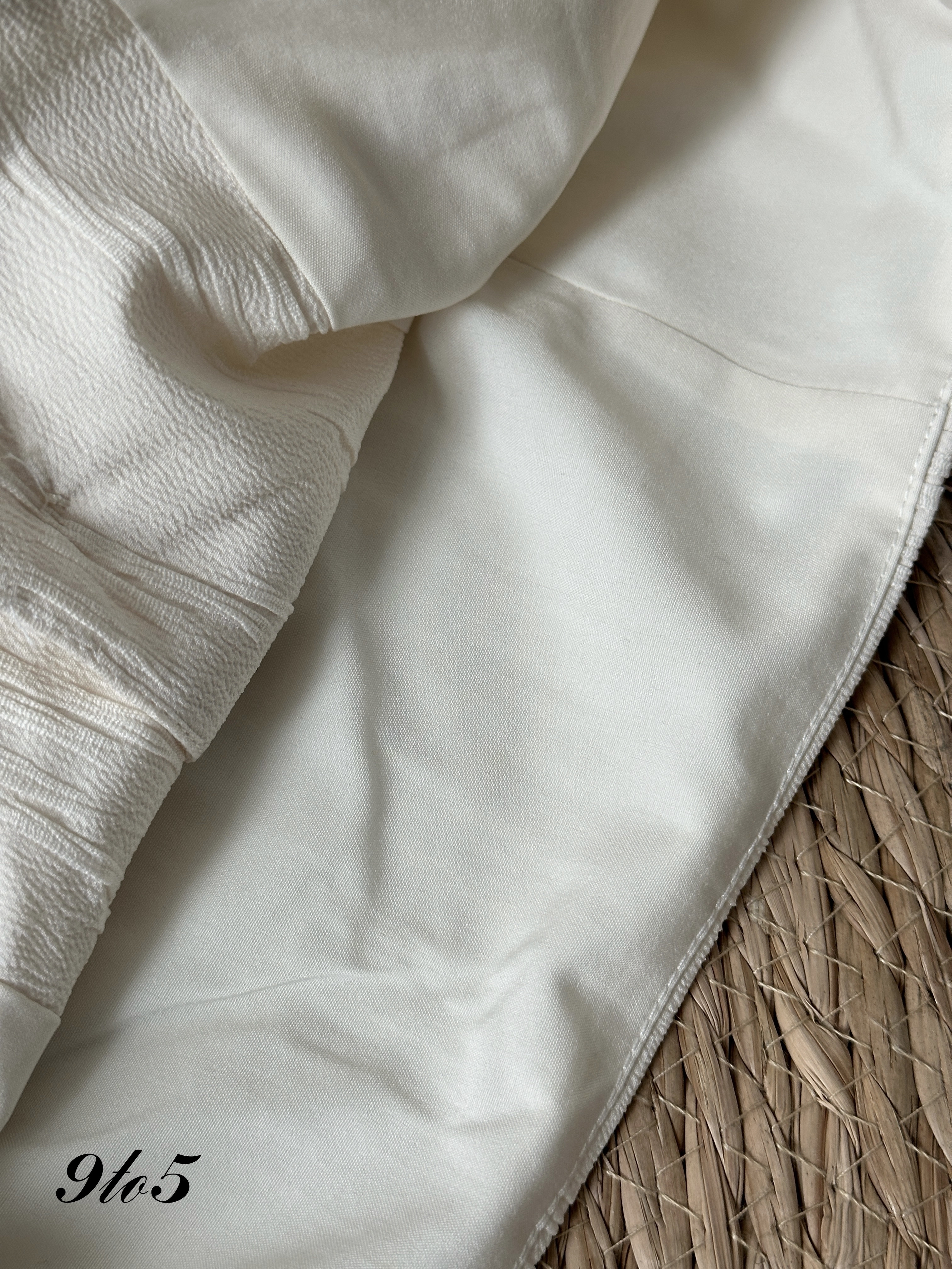 T4074 Sleeveless Crop Top - Black & Cream