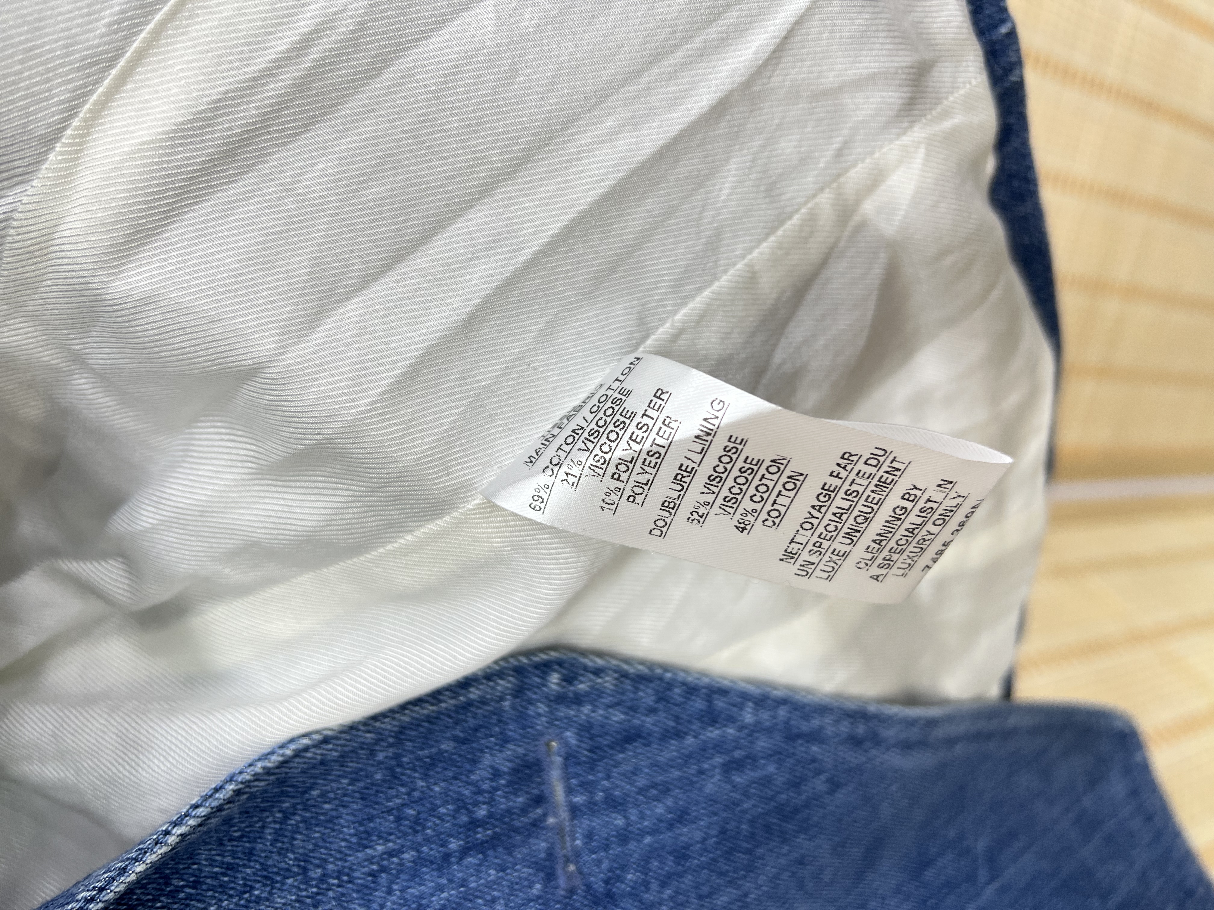 直播貨品 |  [1個-$100 2個-$300］EE73