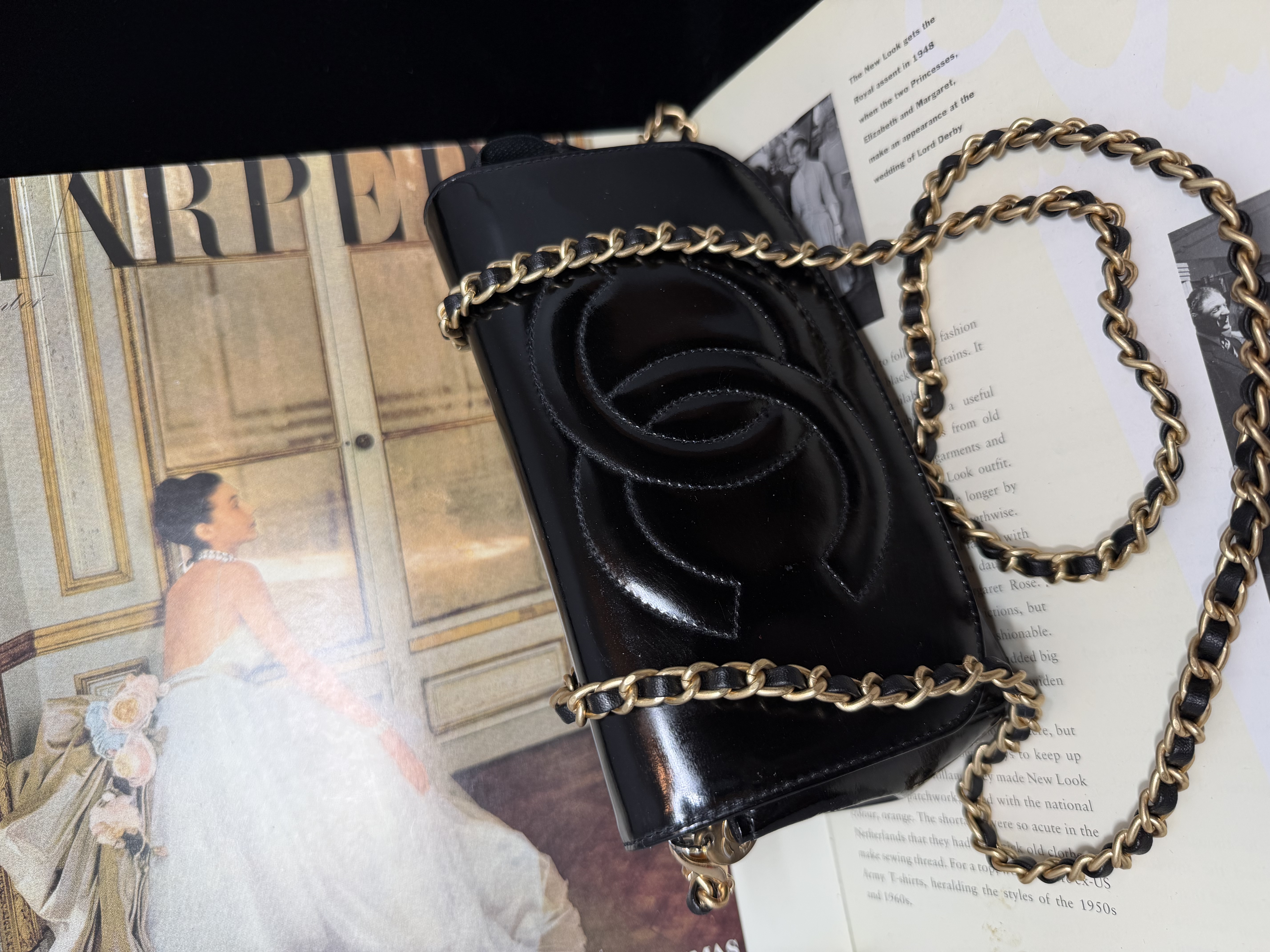 vintage chanel black patent leather vanity