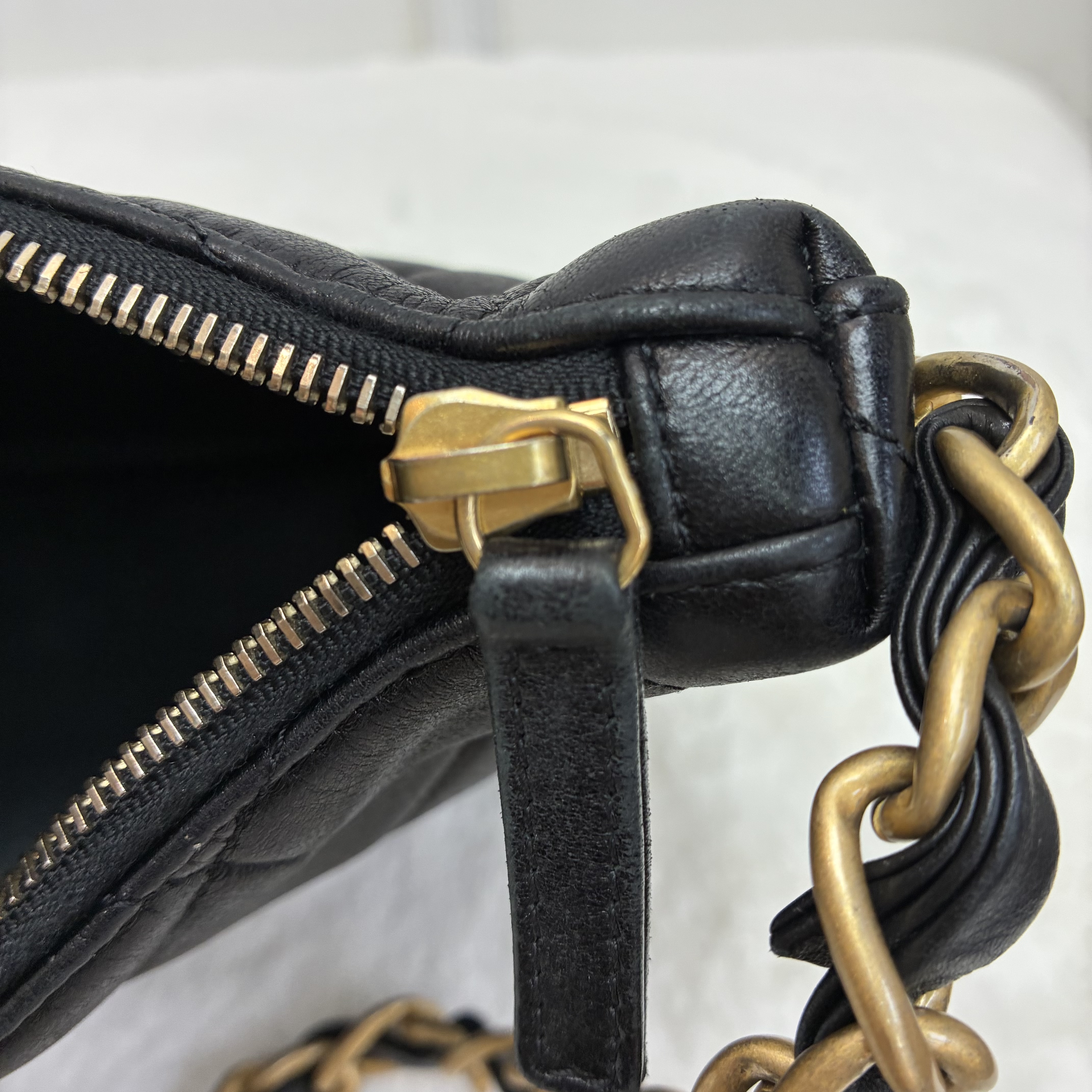 Chanel 23K 皮穿拉鍊單肩包 可調節