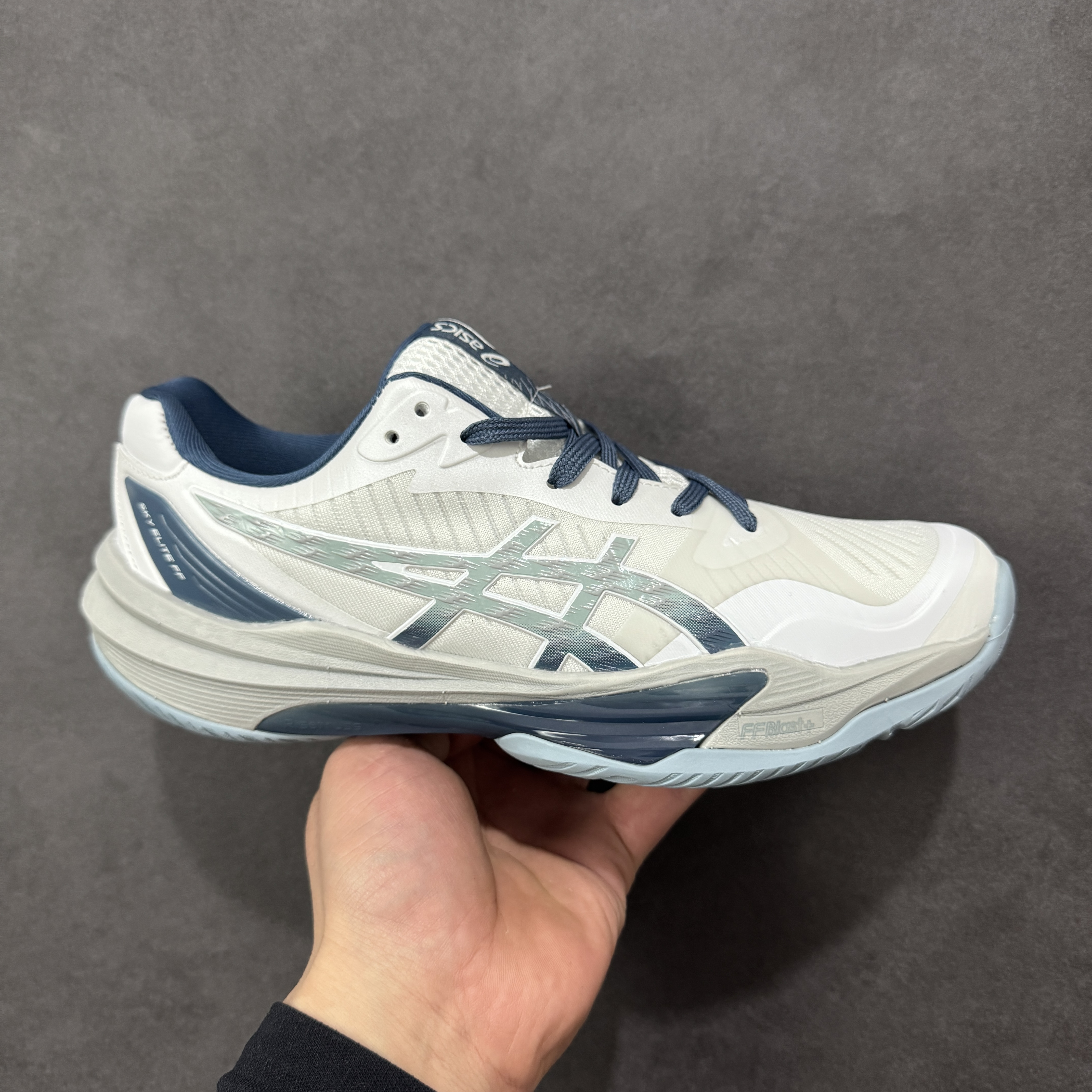 Asics Sky Elite FF 3
