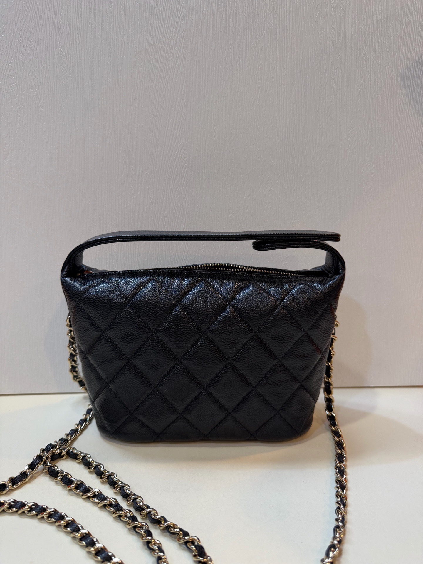 Pre-Owned CHANEL 25C Hobo Bag / Product Code: 36042428
