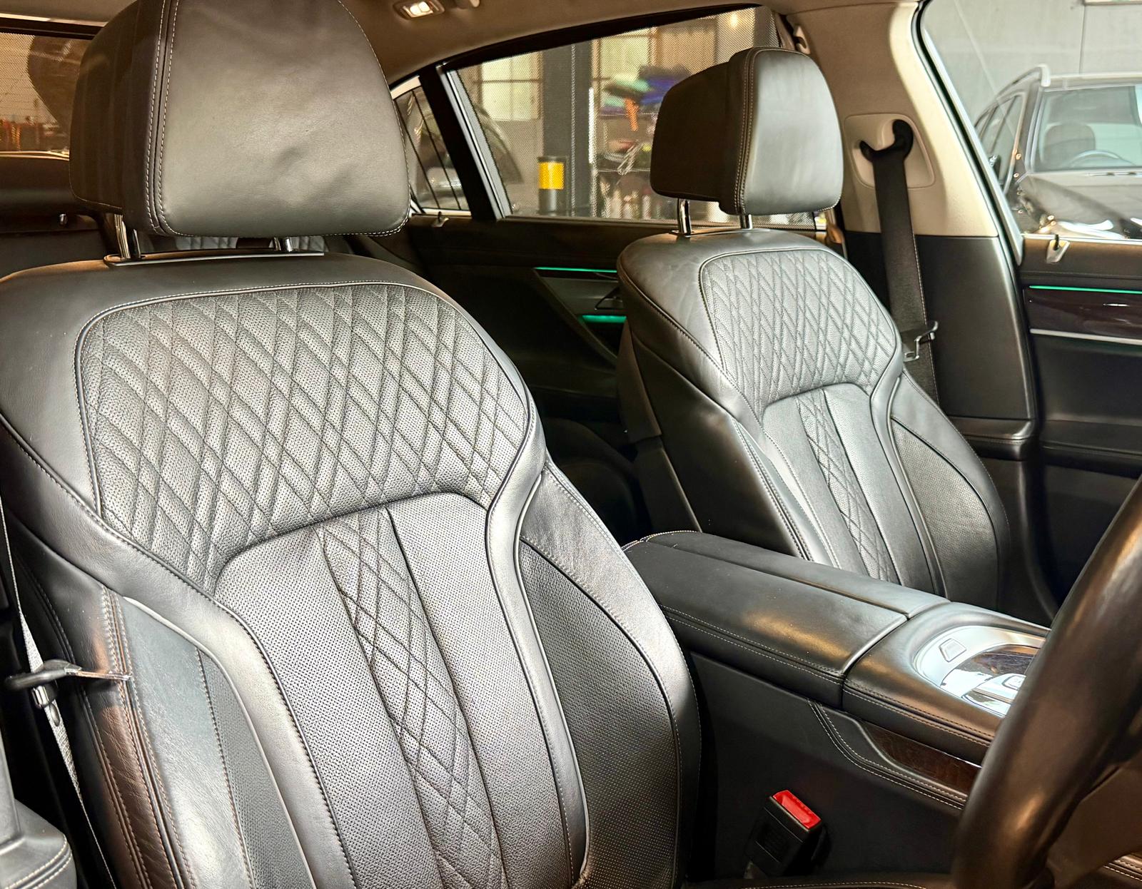 B.M.W. 740LIA Saloon (G12)2015