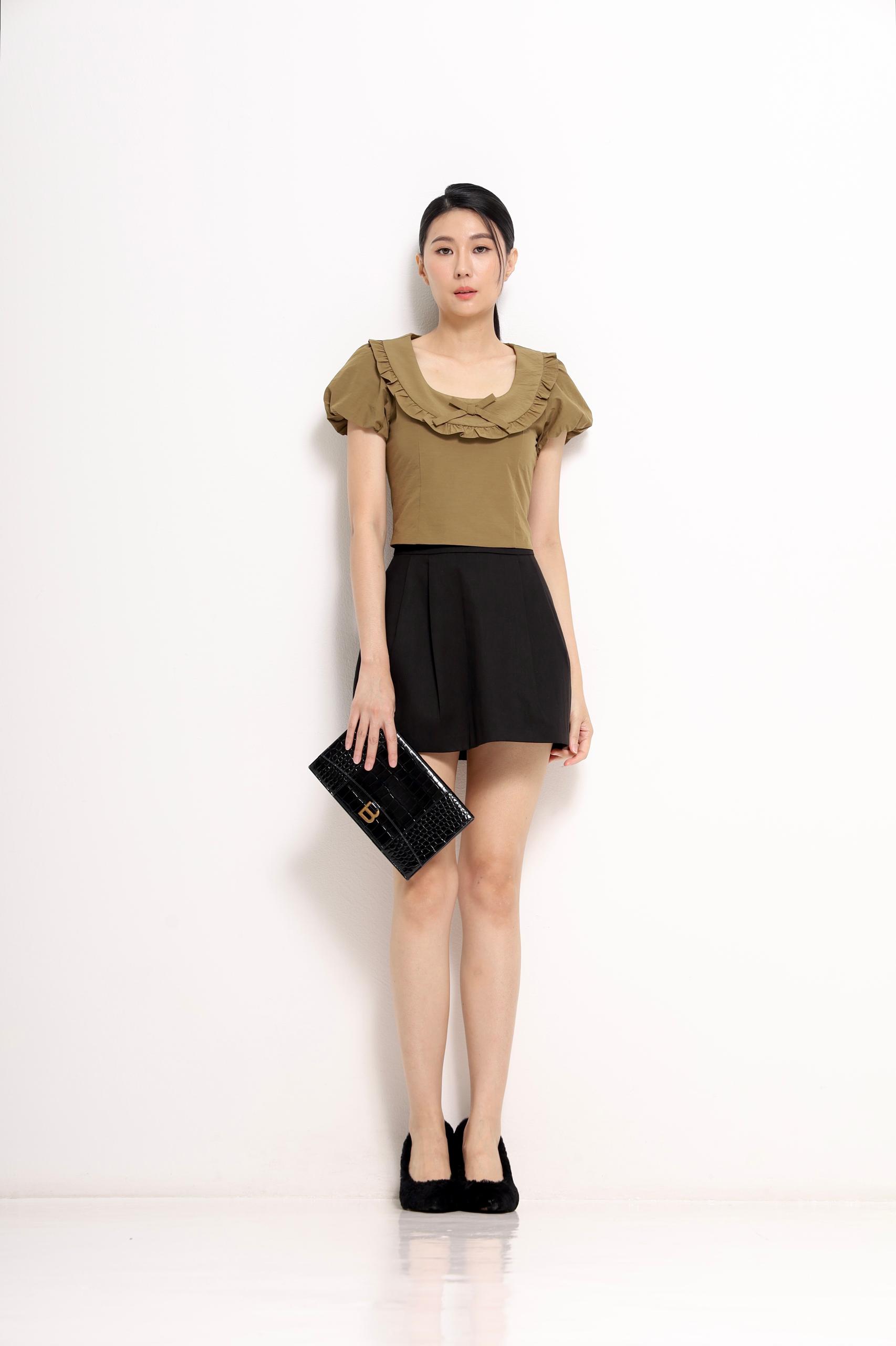 CB2753 Ruffle Collar Puff Sleeve Top