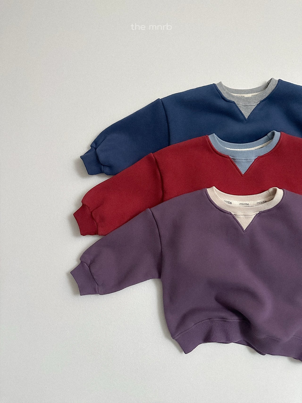 Mnirobe | Two-Tone Sweatshirt