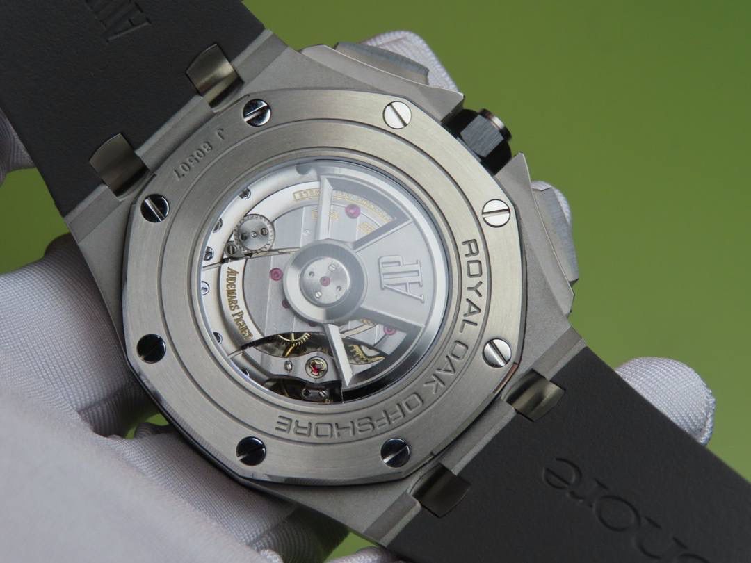 爱彼皇家橡树离岸型计时码表