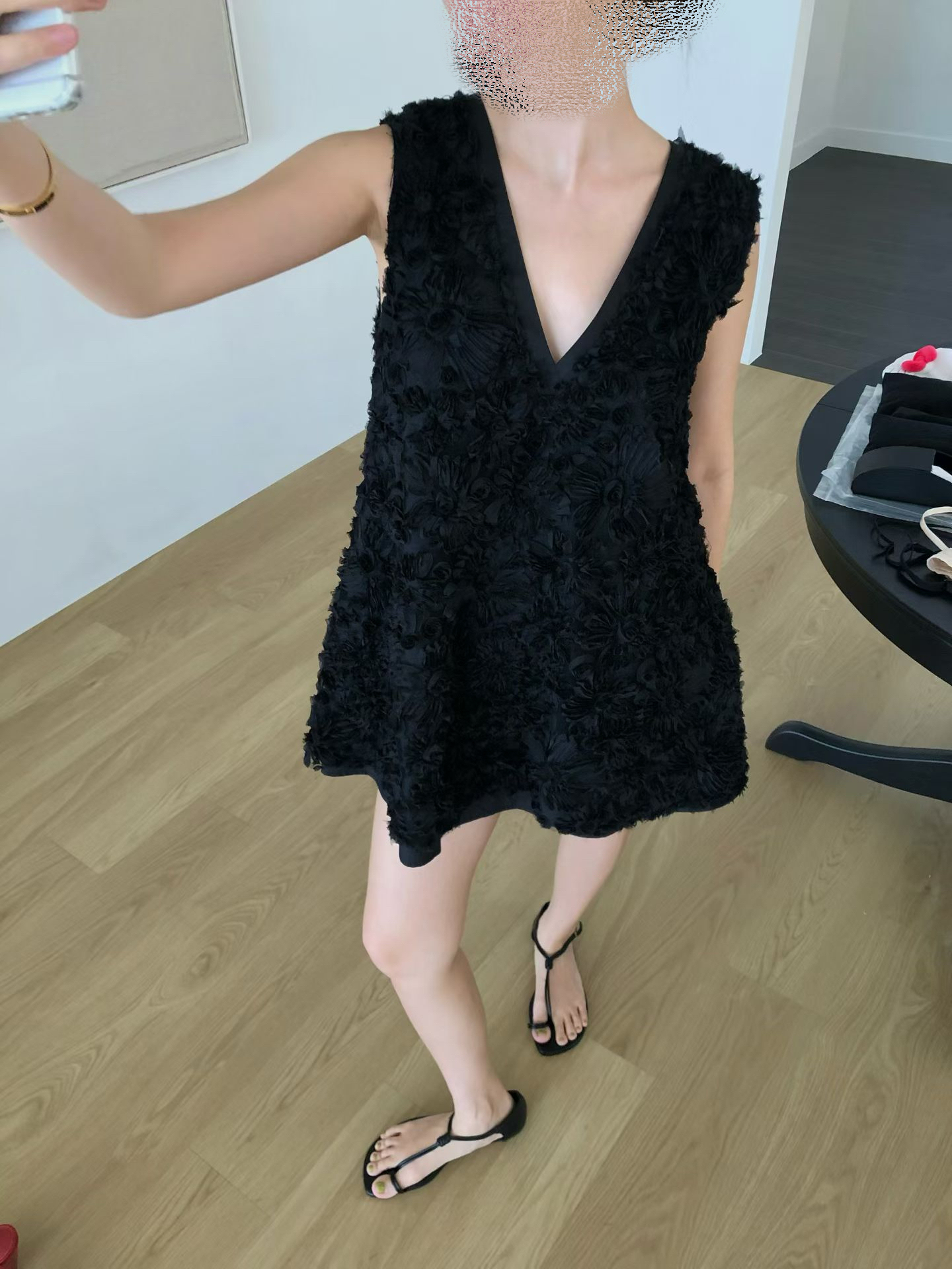 Elegant flower v-neck dress/top