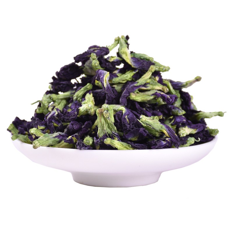 優質蝶豆花 — 天然藍色色素．花青素豐富．沖飲甜點首選 Premium Butterfly Pea Flower — Natural Blue Colourant, Rich in Anthocyanins — Perfect for Teas & Desserts。उत्तम अपराजिता के फूल — प्राकृतिक नीला रंग, एंथोसायनिन से भरपूर — चाय और मिठाइयों के लिए एकदम सही