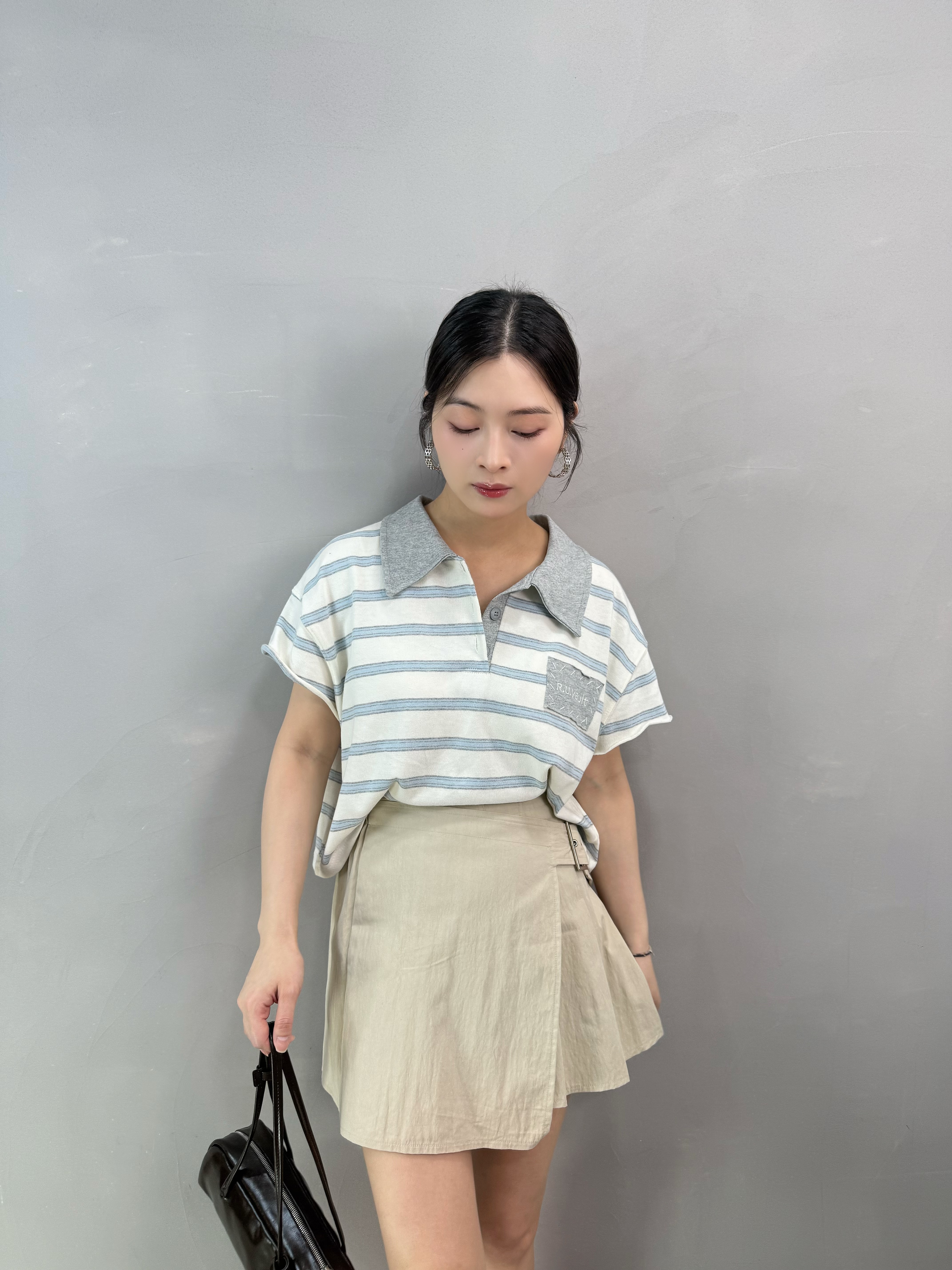 Q74 車章橫間polo tee