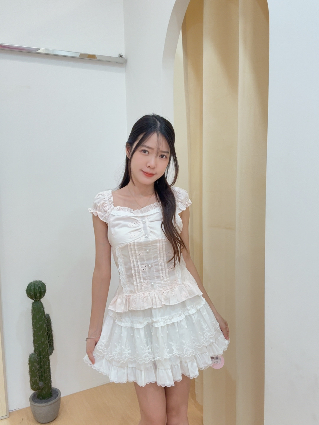 甜美少女感一字肩短袖上衣 R3185