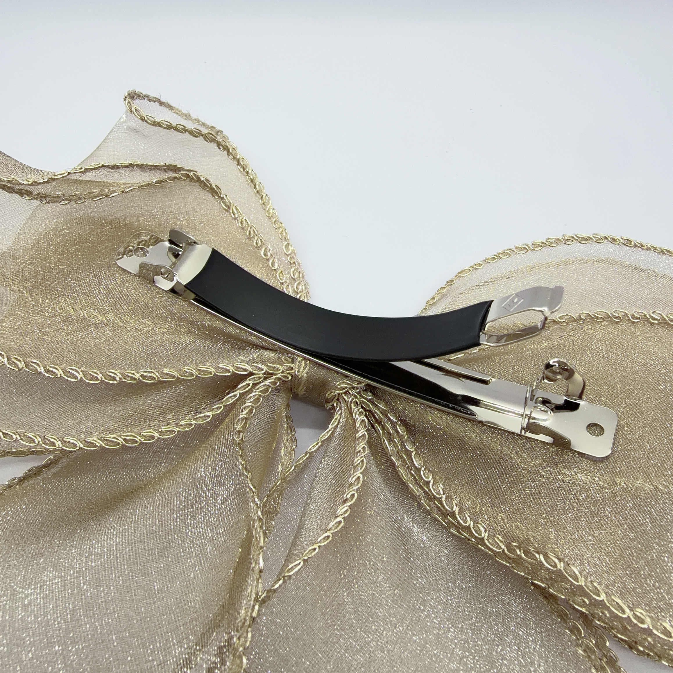 大蝴蝶結髮夾 / Large Bow Hair Clip - A