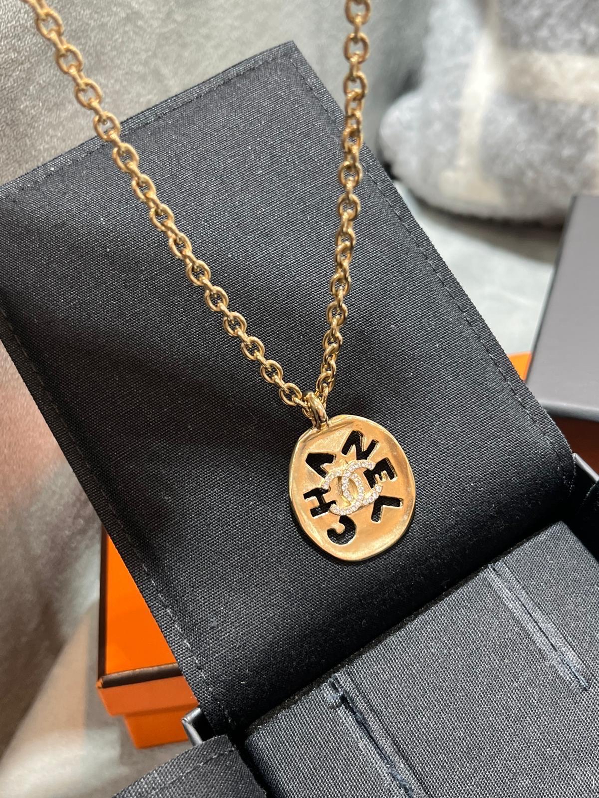 全新 Chanel necklace cc AB6853 100%Authentic ,Brand New ✅dust bag ✅盒